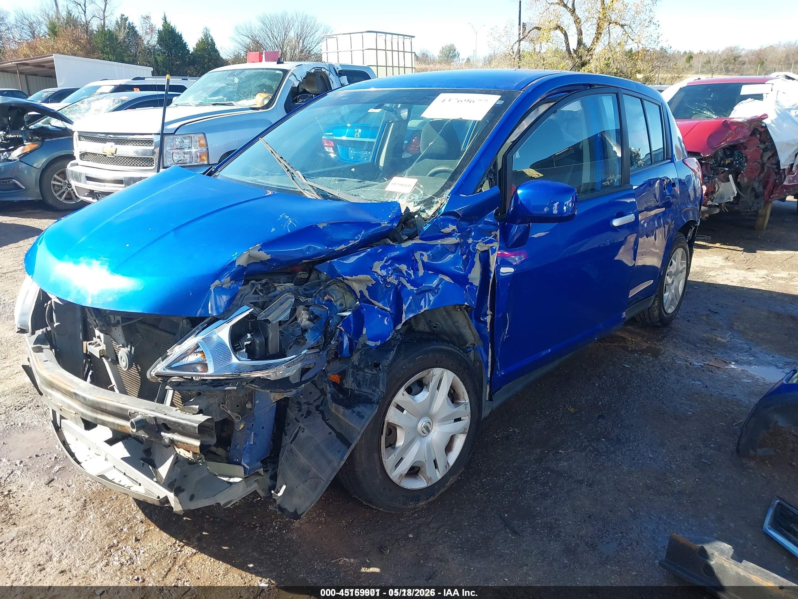 2011 Nissan Versa 1.8s Синий vin: 3N1BC1CP1BL368341