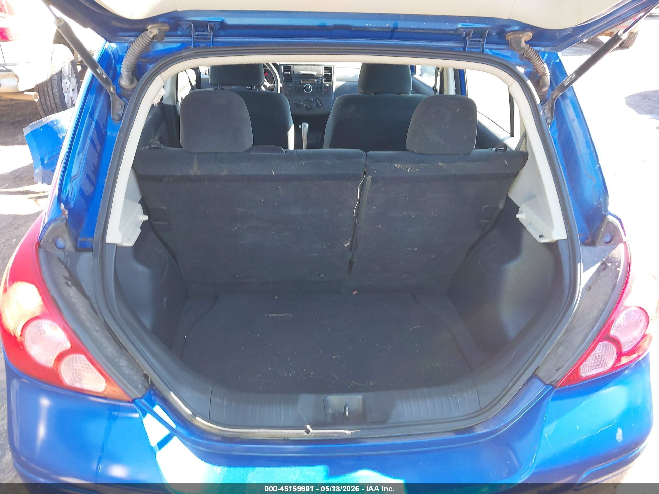2011 Nissan Versa 1.8s Синий vin: 3N1BC1CP1BL368341