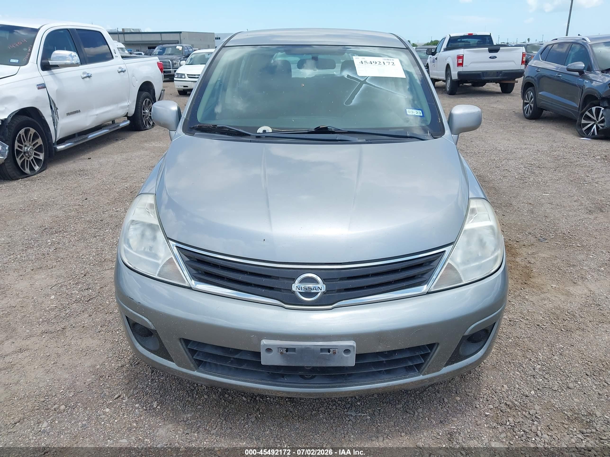 2011 Nissan Versa 1.8s Gray vin: 3N1BC1CP1BL389903