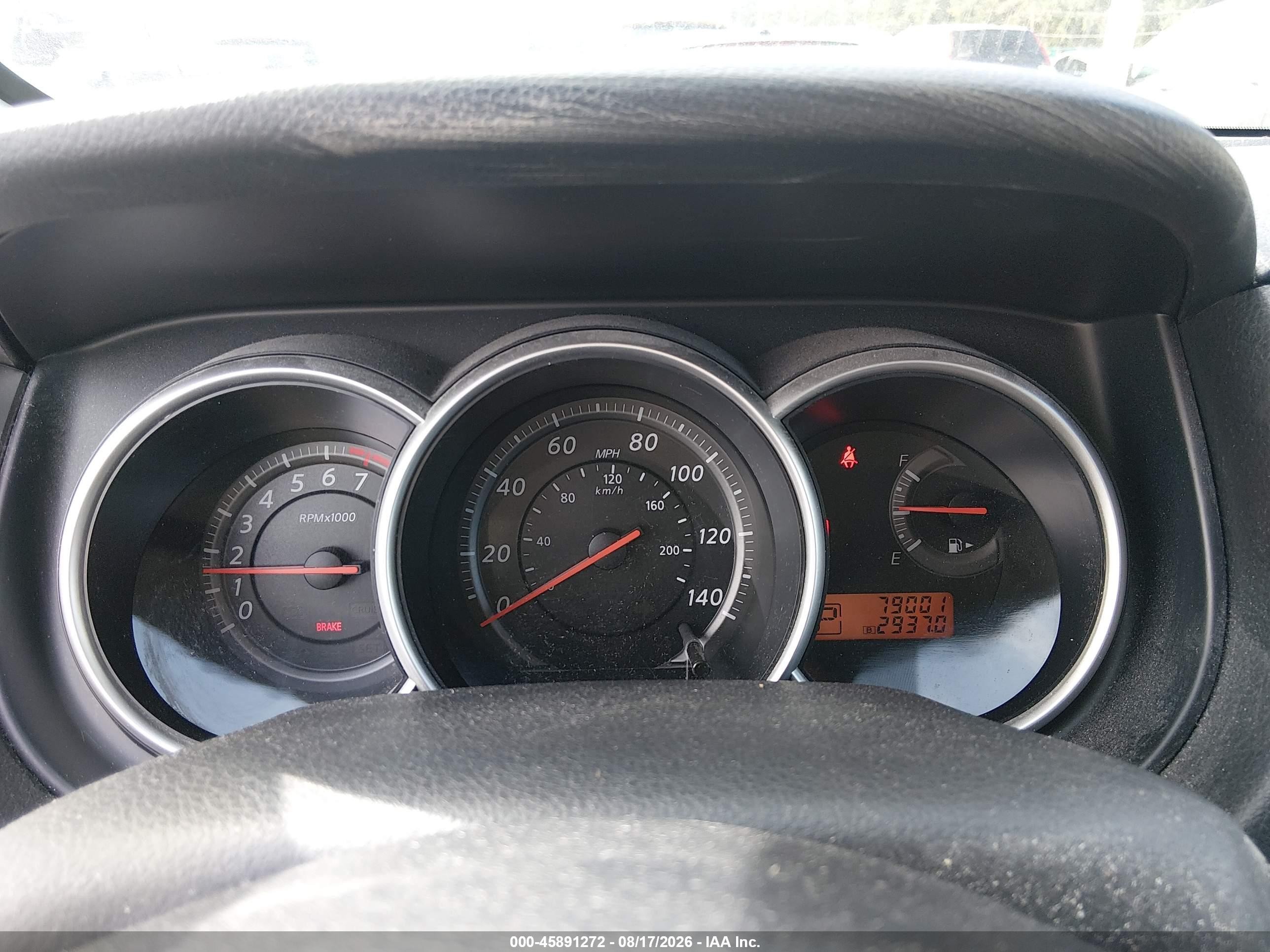 2011 Nissan Versa 1.8s Silver vin: 3N1BC1CP1BL407140