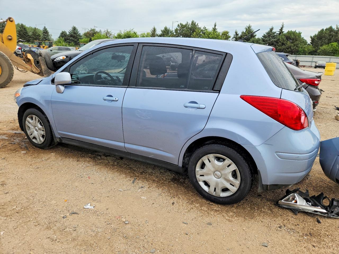 2011 Nissan Versa 1.8 S Blue vin: 3N1BC1CP1BL440705