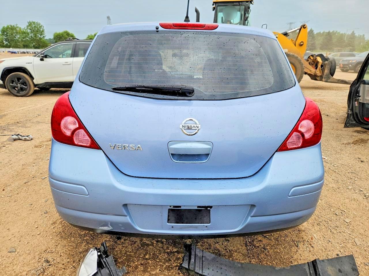 2011 Nissan Versa 1.8 S Blue vin: 3N1BC1CP1BL440705