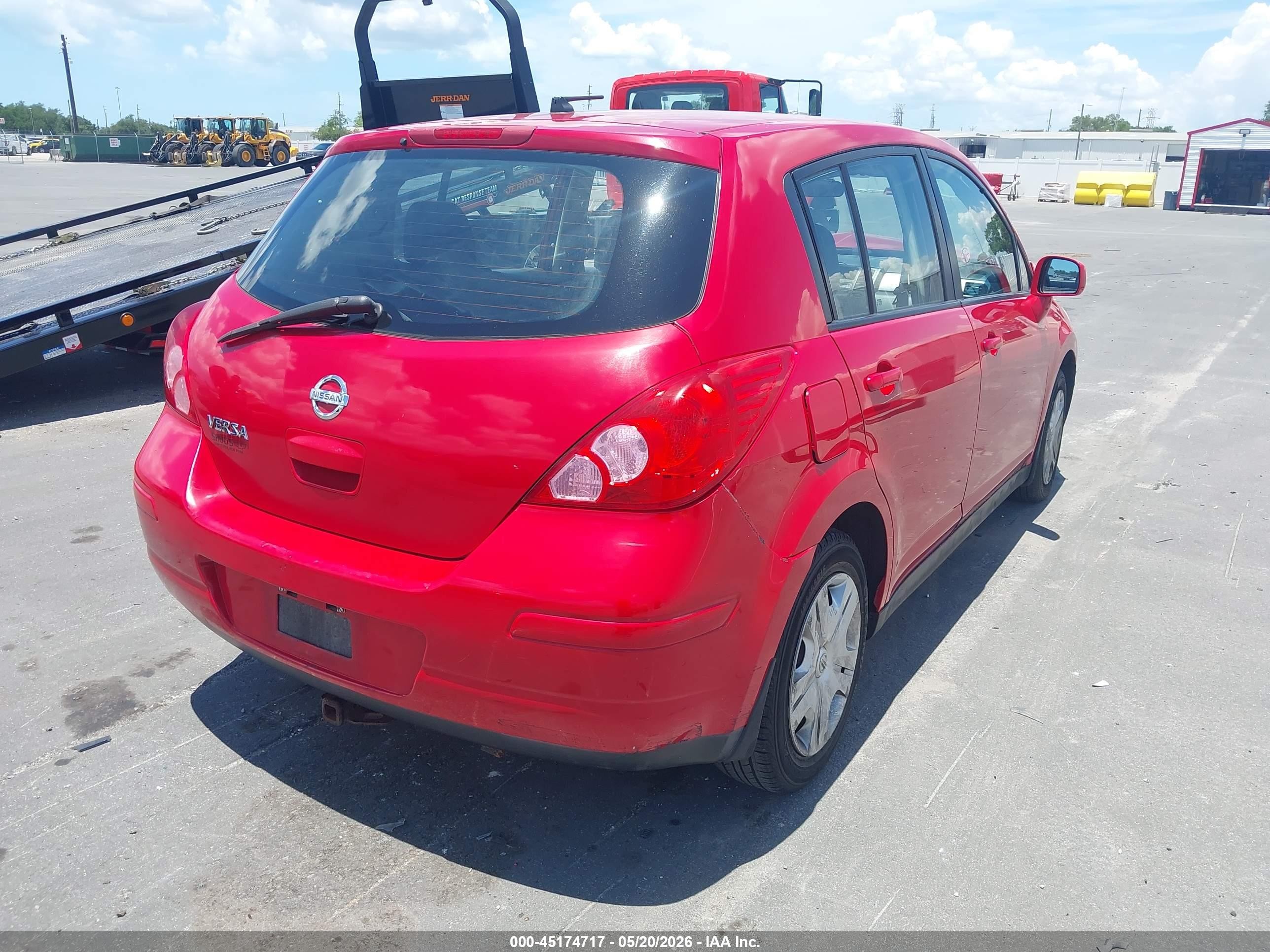 2011 Nissan Versa 1.8s Red vin: 3N1BC1CP1BL447217