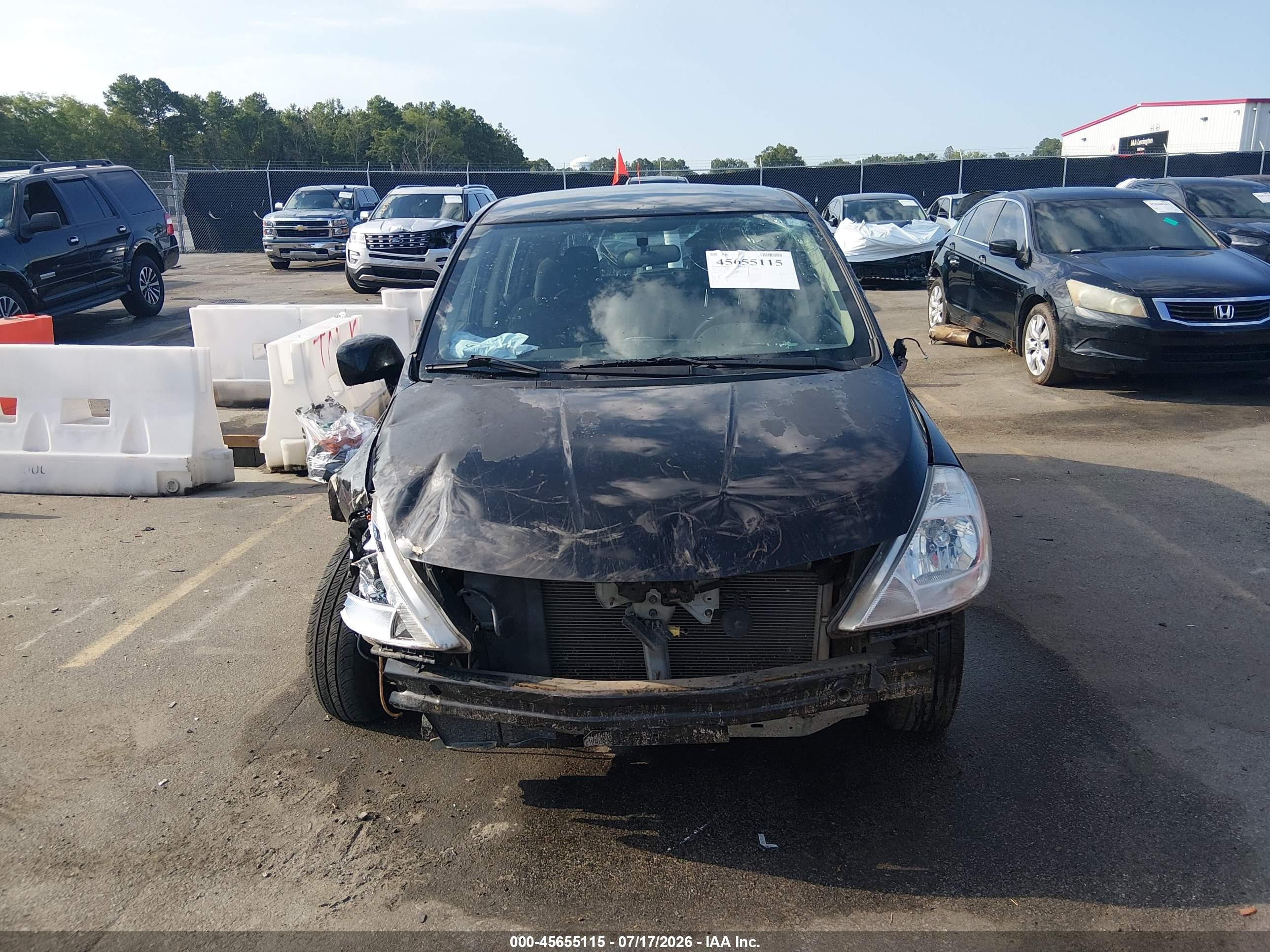 2011 Nissan Versa 1.8s Black vin: 3N1BC1CP1BL494943