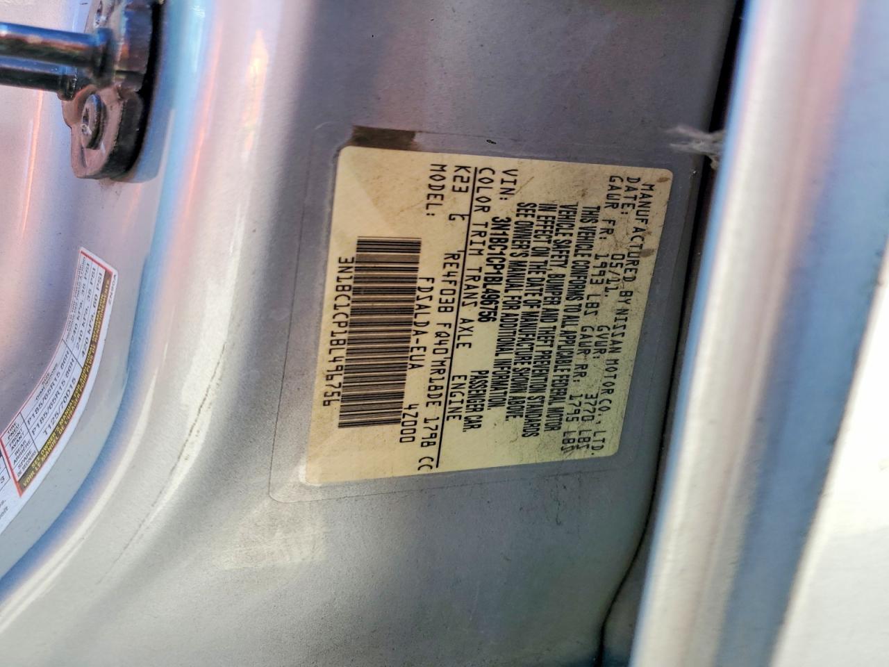 2011 Nissan Versa 1.8 S Silver vin: 3N1BC1CP1BL496756