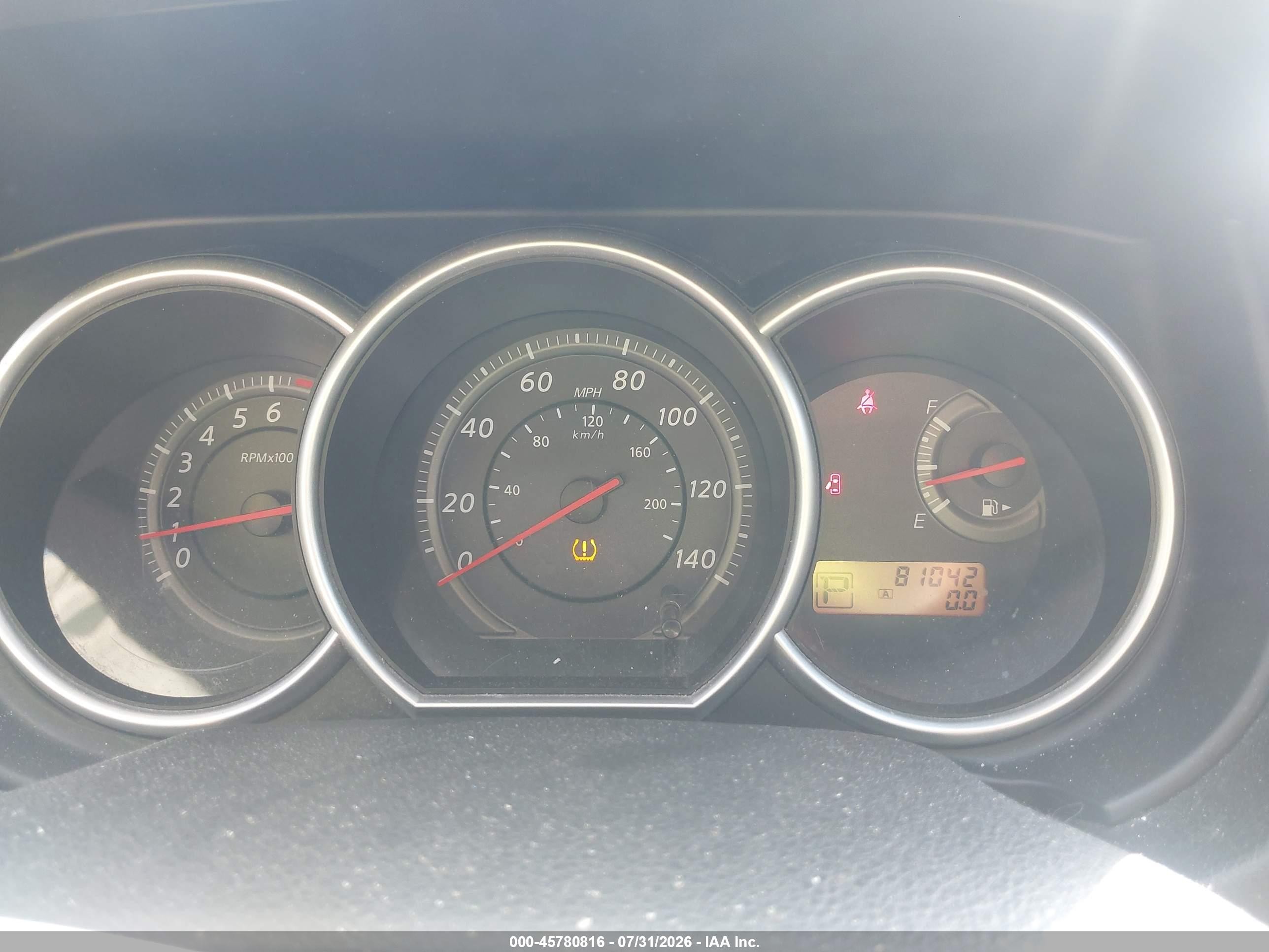 2011 Nissan Versa 1.8s Silver vin: 3N1BC1CP1BL509702