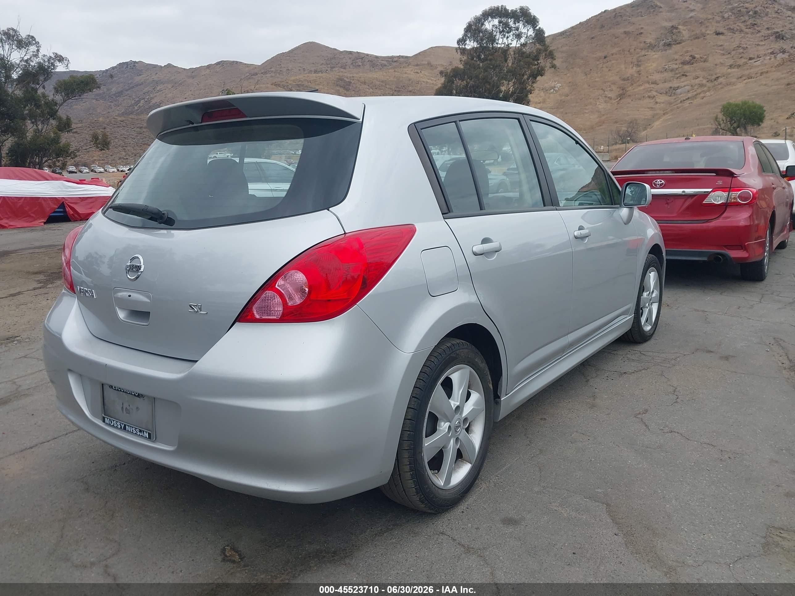 2011 Nissan Versa 1.8sl Silver vin: 3N1BC1CP1BL511711