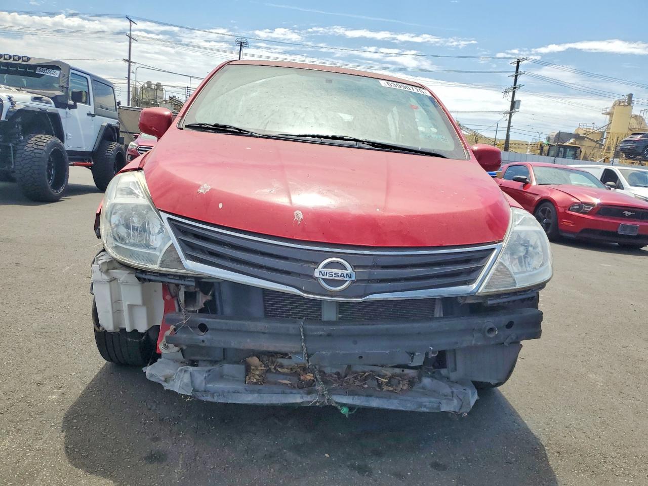 2012 Nissan Versa 1.8 S Red vin: 3N1BC1CP1CK206992