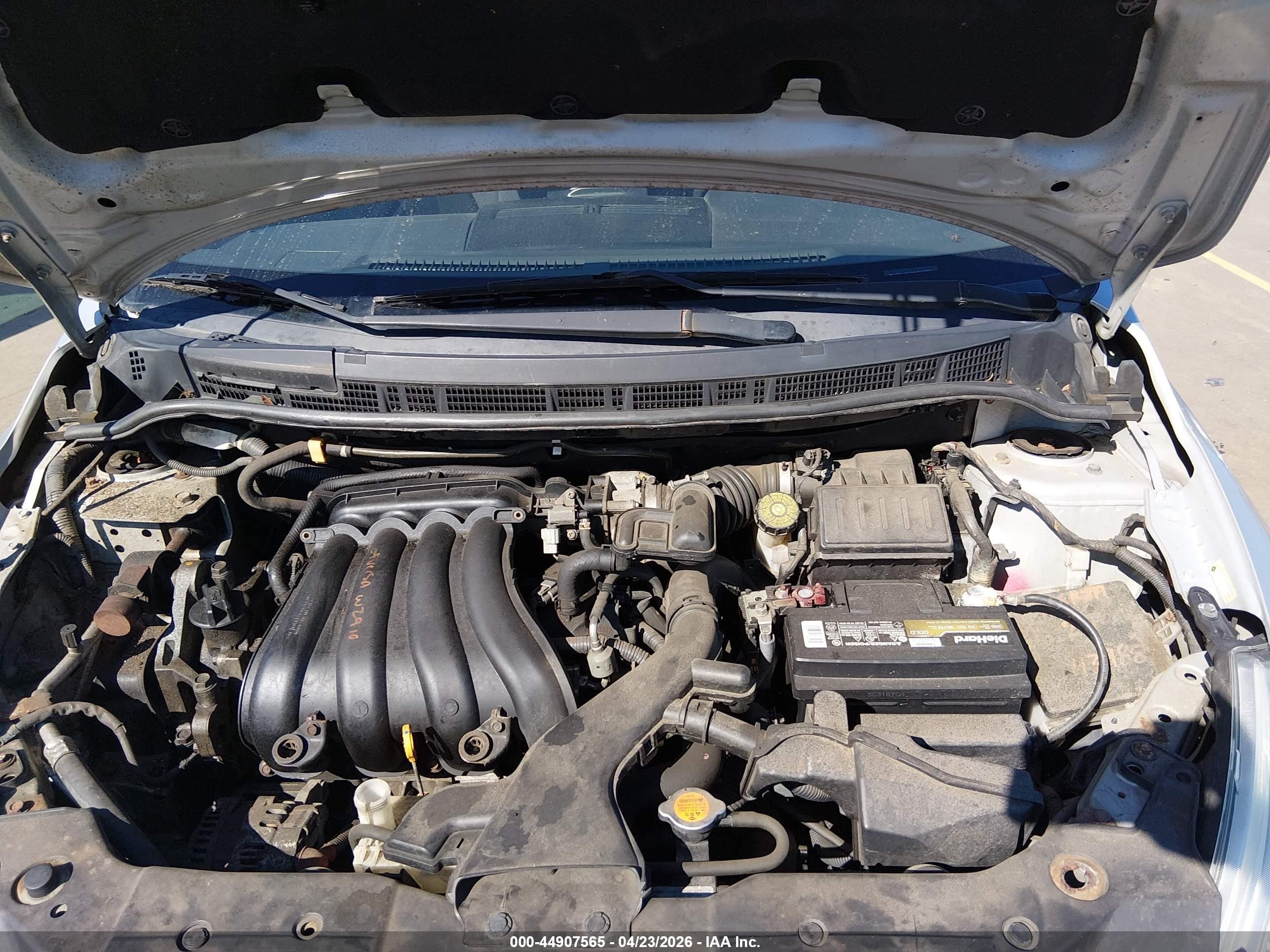 2012 Nissan Versa 1.8 S Silver vin: 3N1BC1CP1CK241371