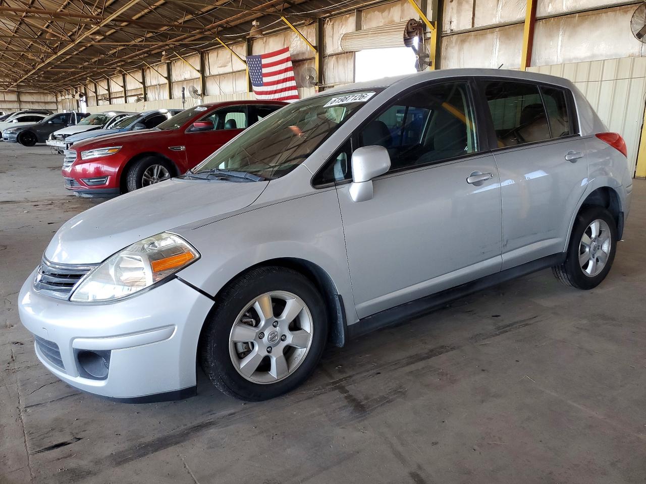 2012 Nissan Versa 1.8 S Серебряный vin: 3N1BC1CP1CK268019