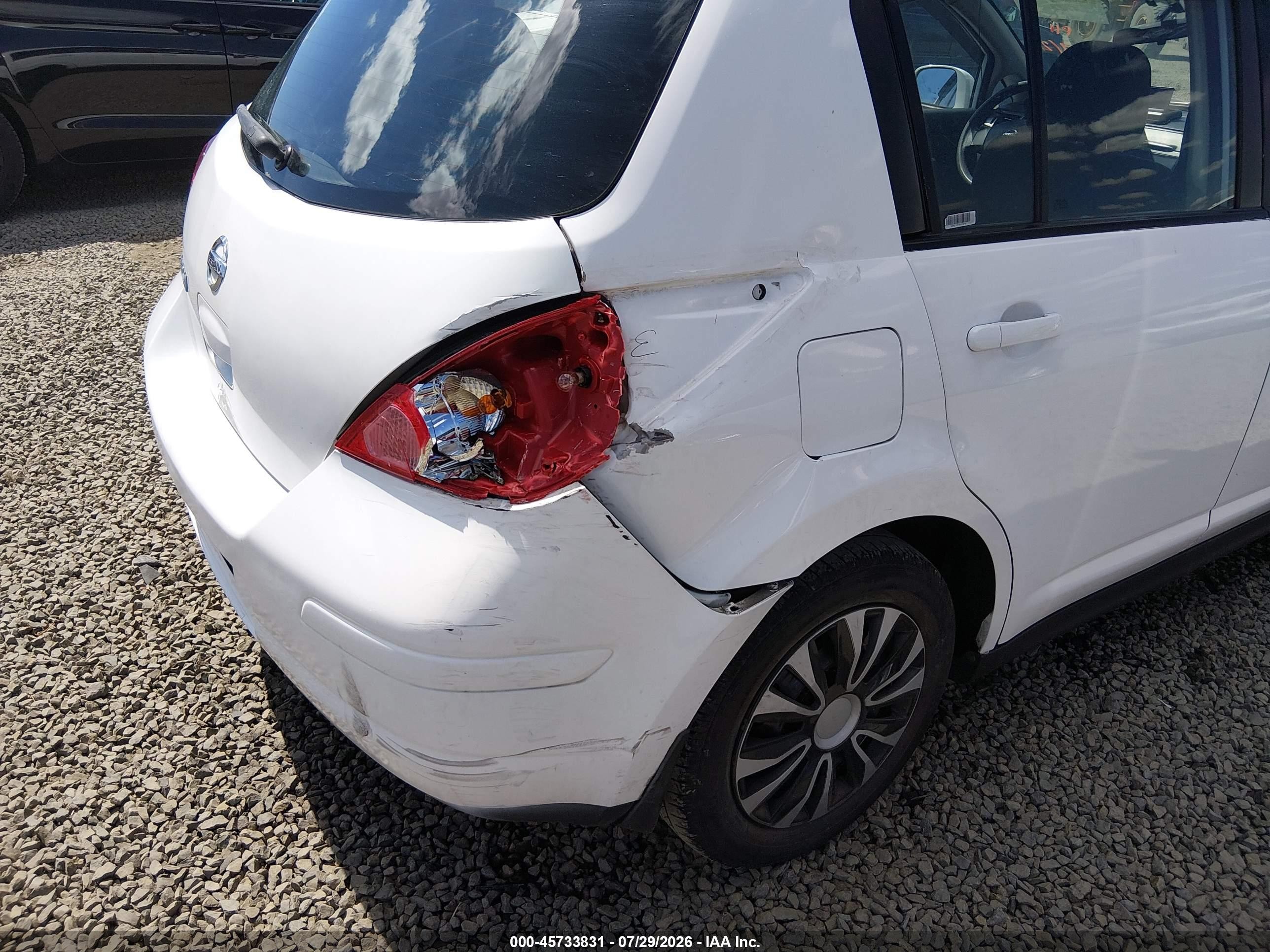 2012 Nissan Versa 1.8 S White vin: 3N1BC1CP1CK275679