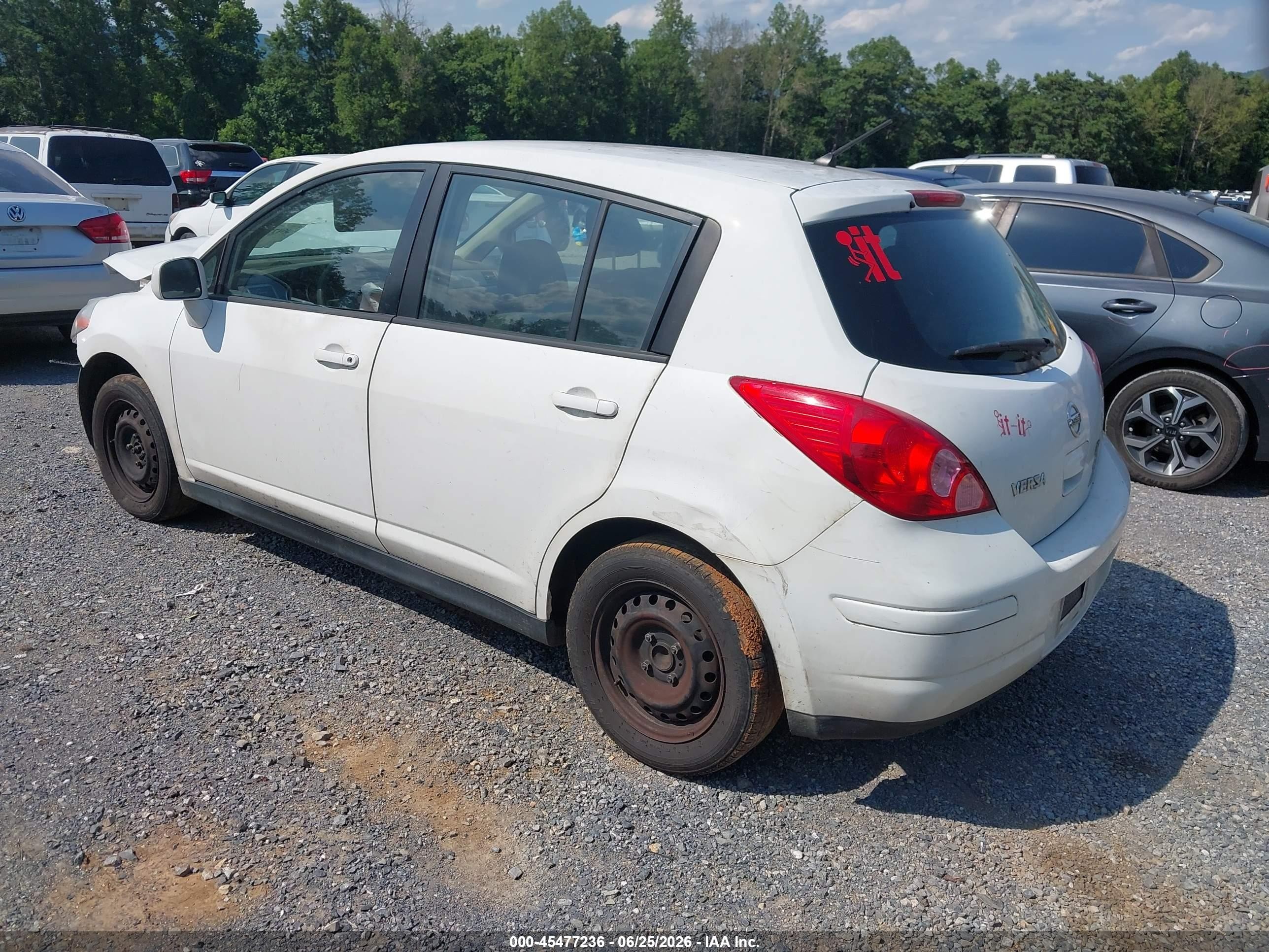 2012 Nissan Versa 1.8 S Белый vin: 3N1BC1CP1CK299173