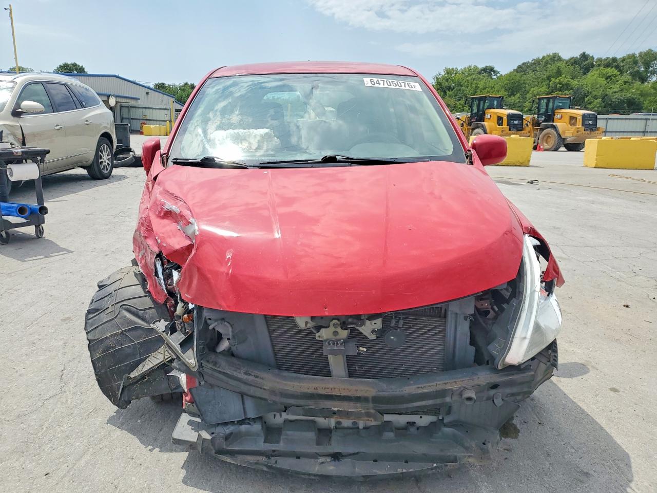 2012 Nissan Versa 1.8 S Red vin: 3N1BC1CP1CK800160