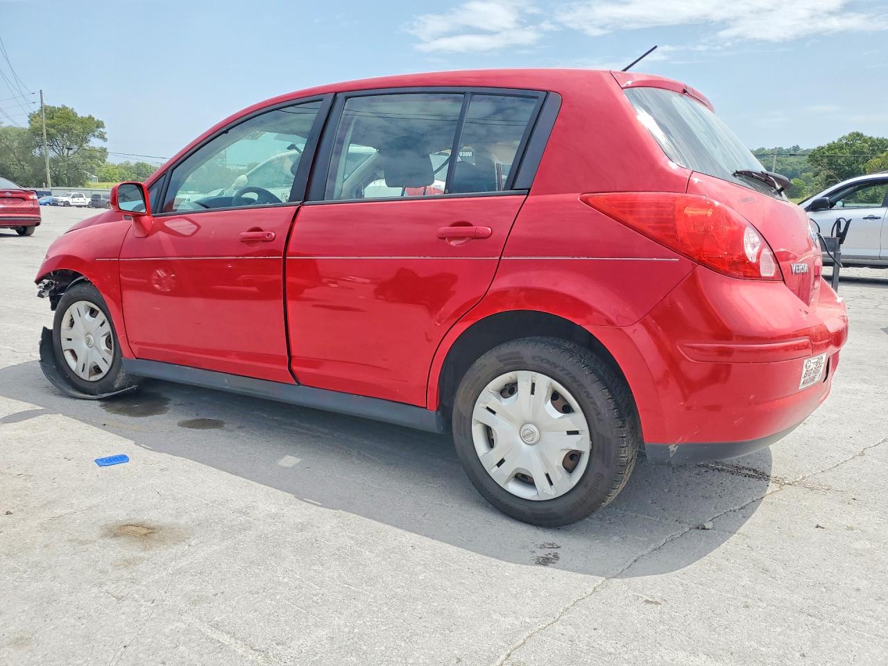 2012 Nissan Versa 1.8 S Red vin: 3N1BC1CP1CK800160