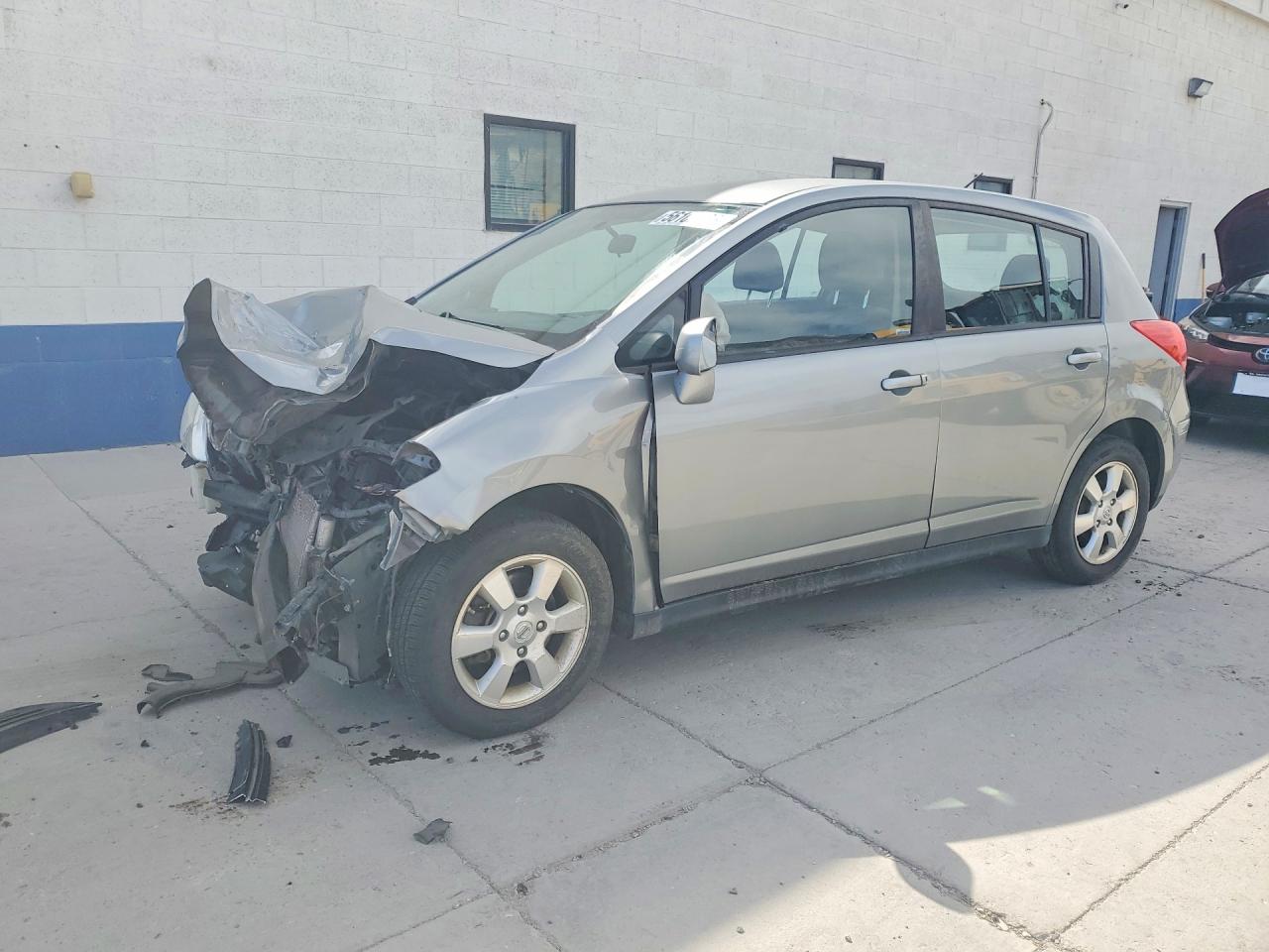 2012 Nissan Versa 1.8 S Gray vin: 3N1BC1CP1CK802345