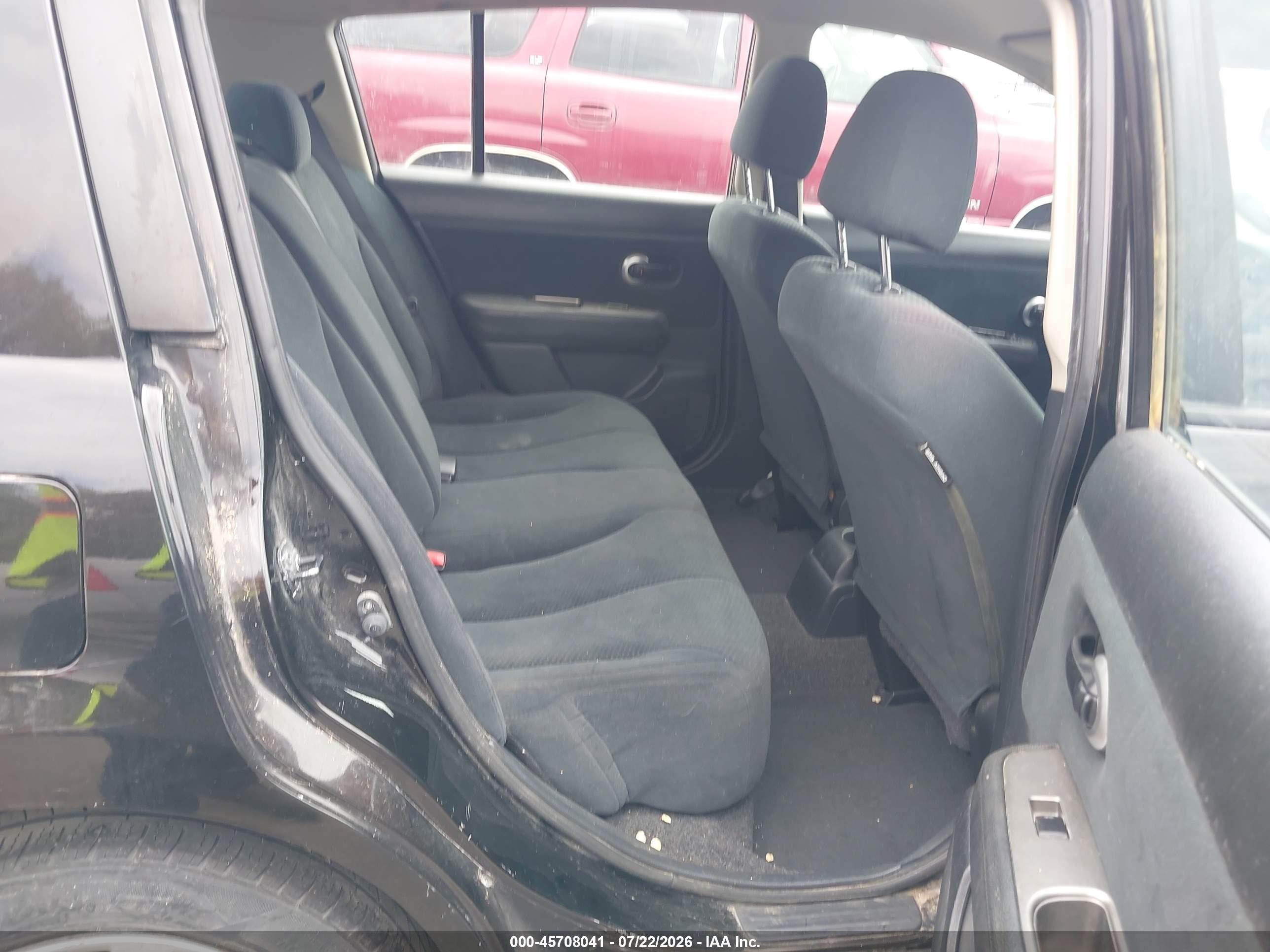 2010 Nissan Versa 1.8s Черный vin: 3N1BC1CP2AL352096