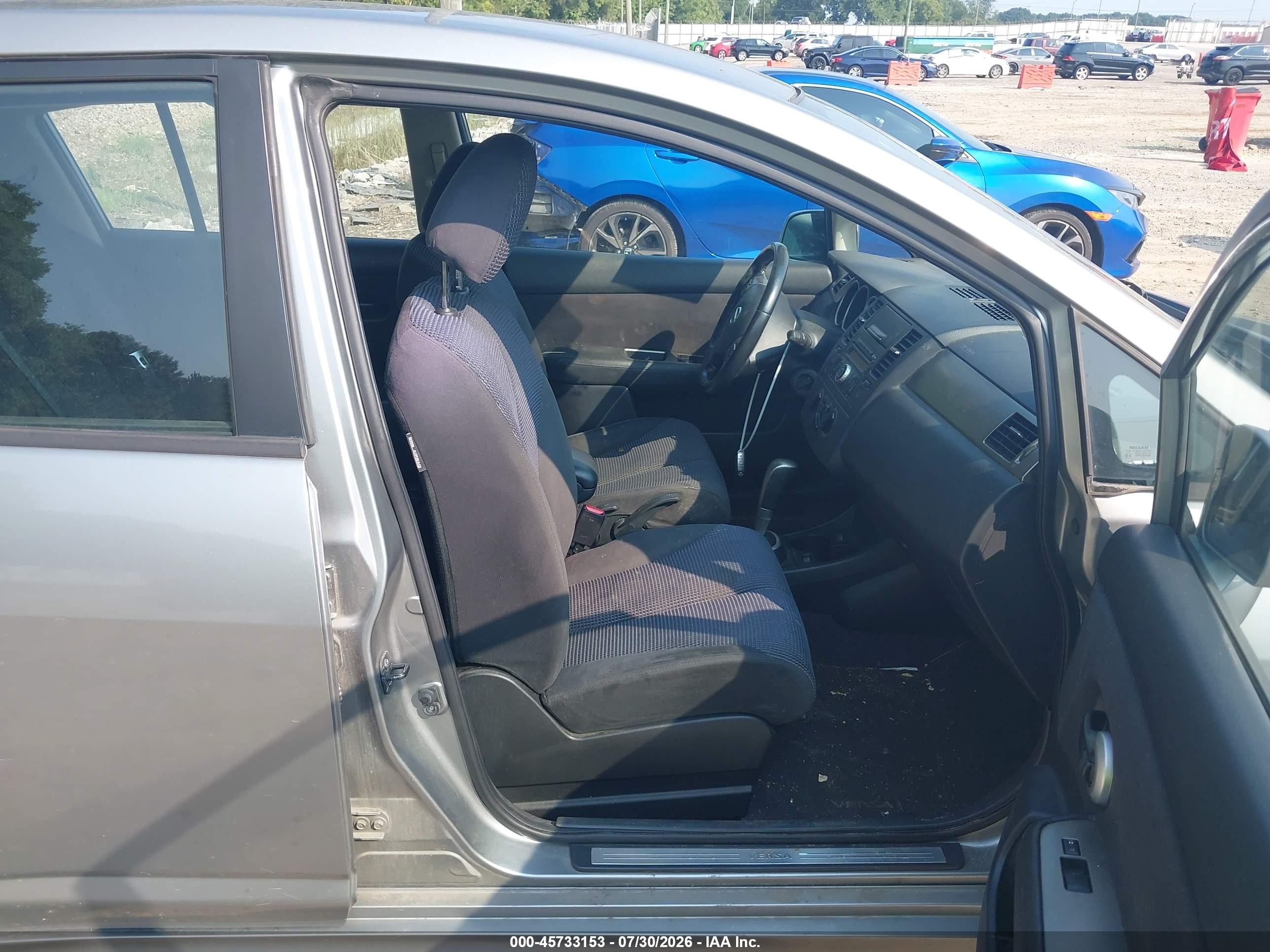 2010 Nissan Versa 1.8sl Gray vin: 3N1BC1CP2AL377807