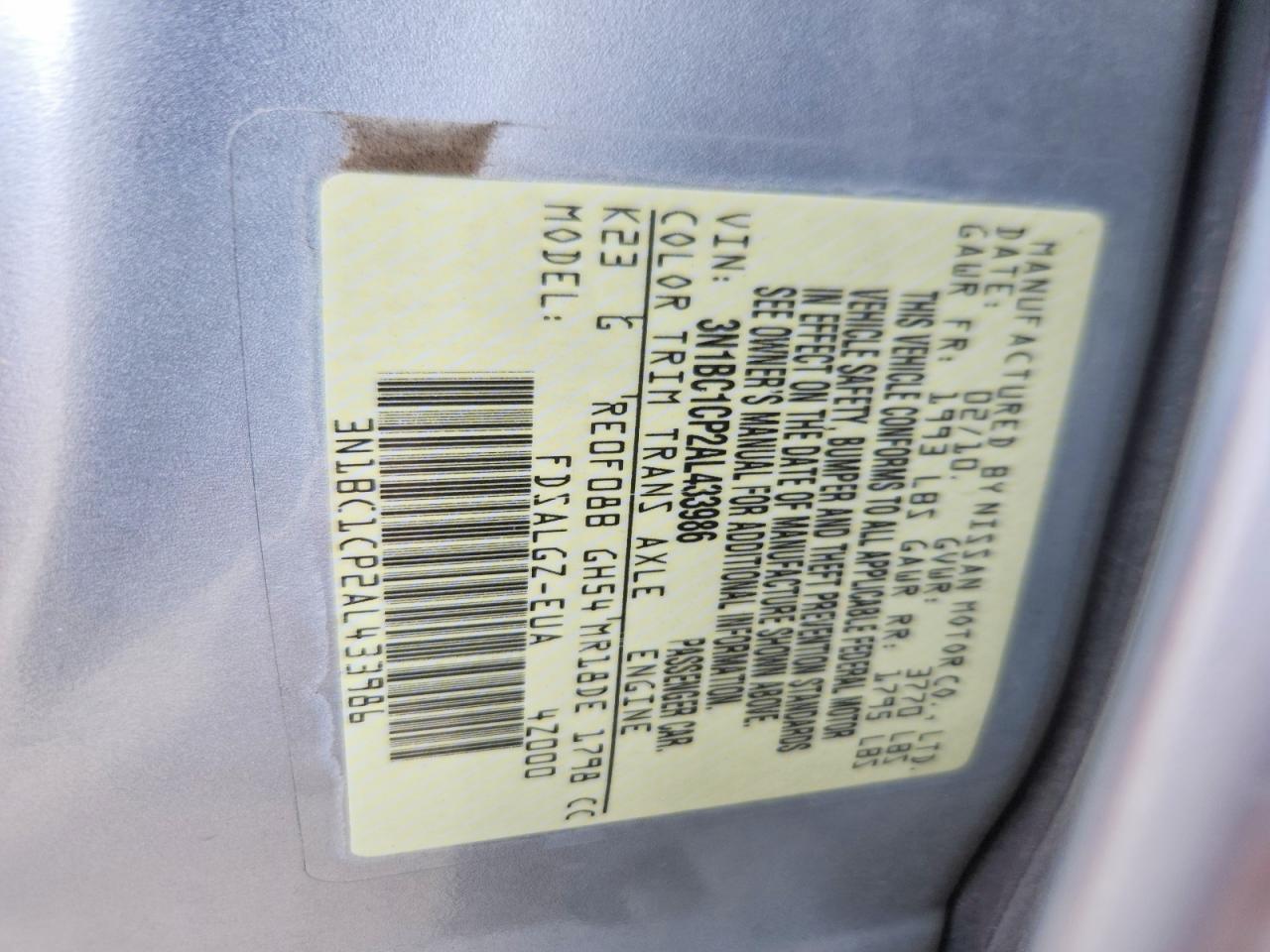 2010 Nissan Versa 1.8 S Silver vin: 3N1BC1CP2AL433986
