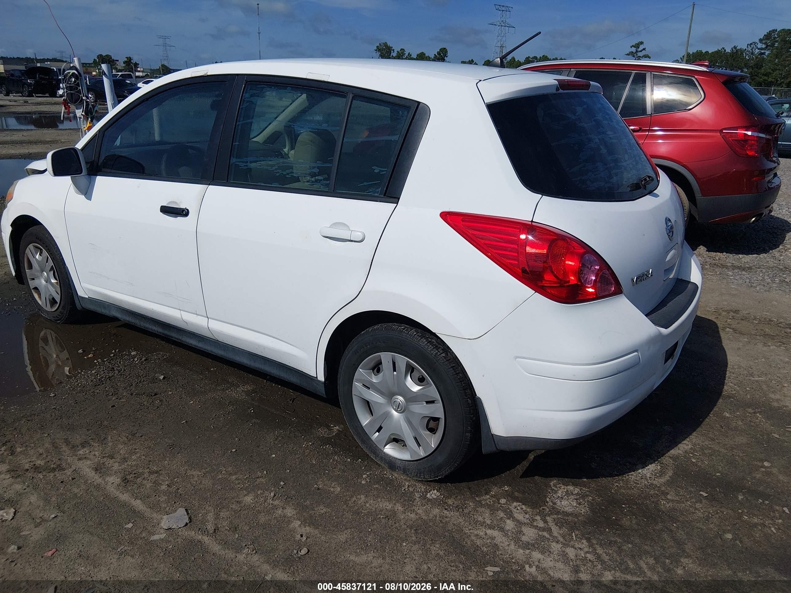 2010 Nissan Versa 1.8s White vin: 3N1BC1CP2AL434667