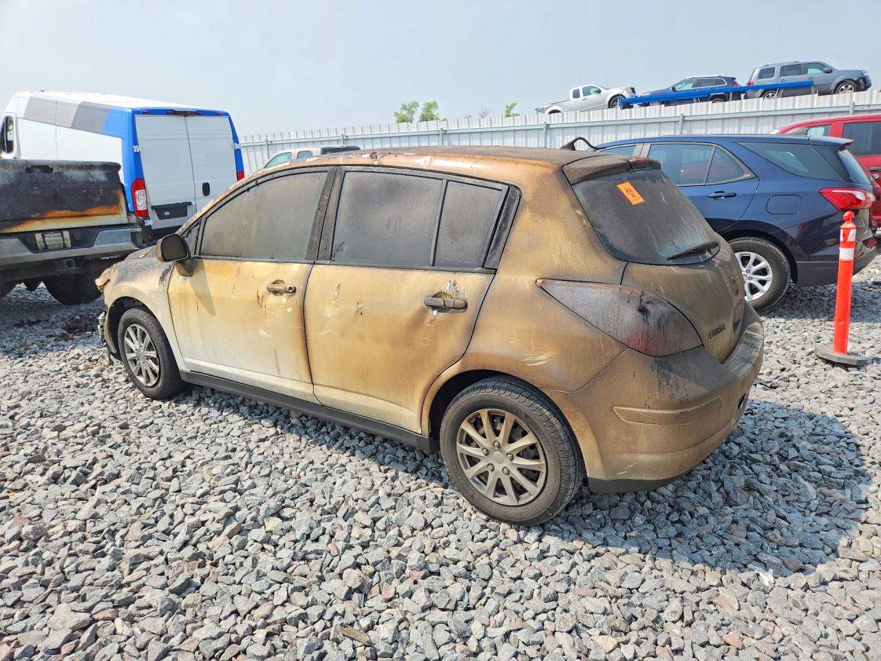2010 Nissan Versa 1.8 S Burn vin: 3N1BC1CP2AL448102