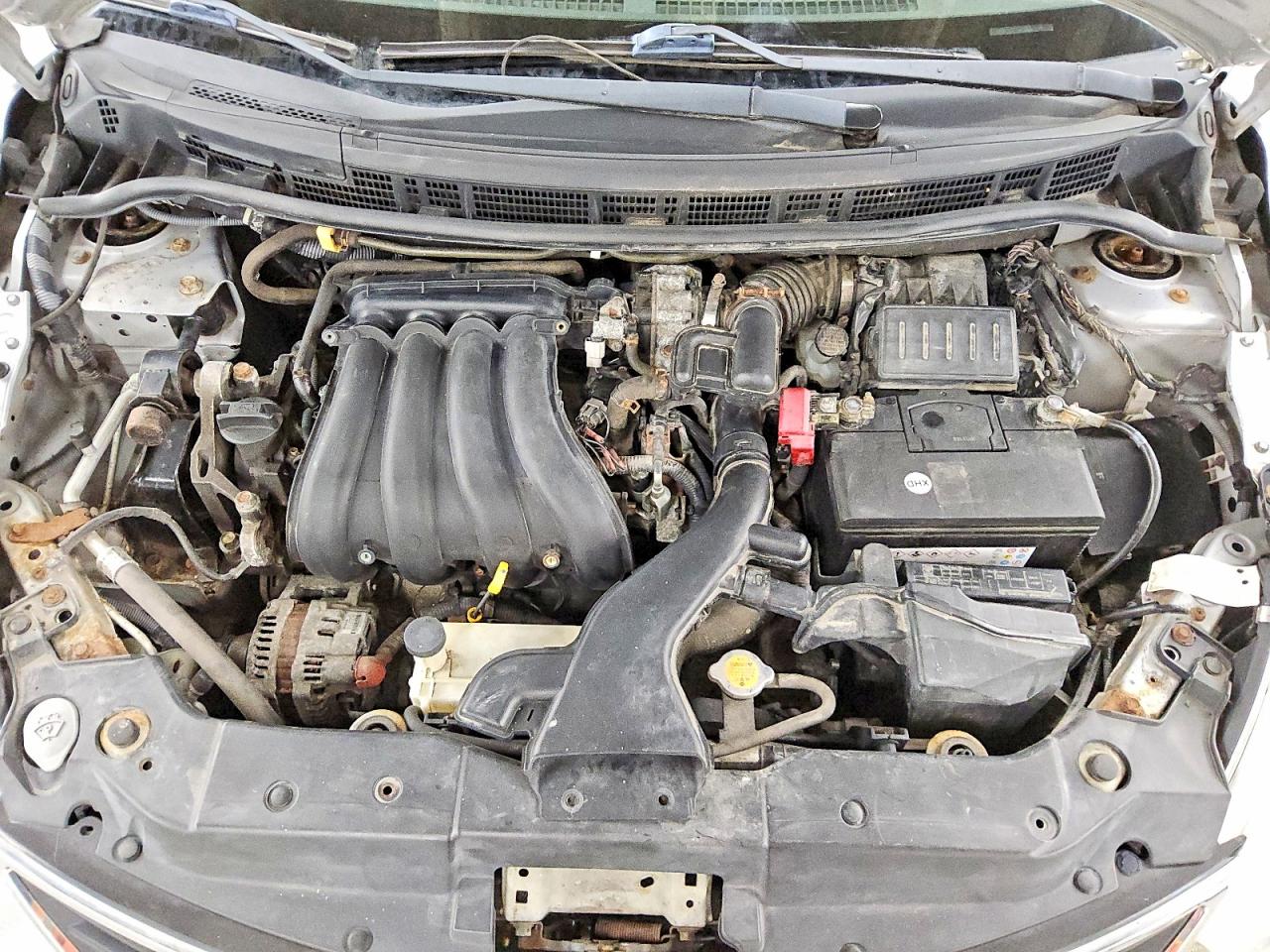 2011 Nissan Versa Silver vin: 3N1BC1CP2BL399839