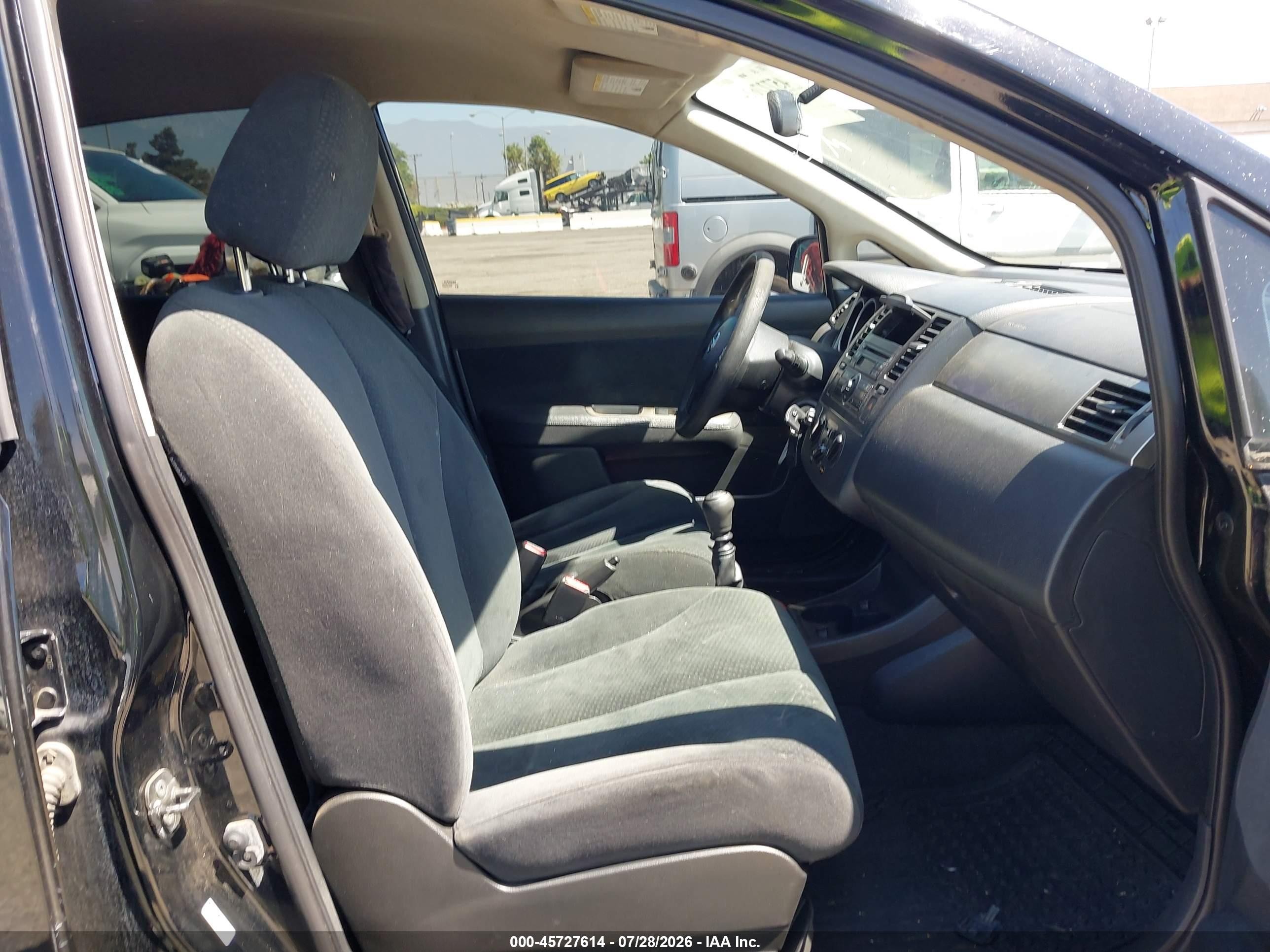 2011 Nissan Versa 1.8s Black vin: 3N1BC1CP2BL418003