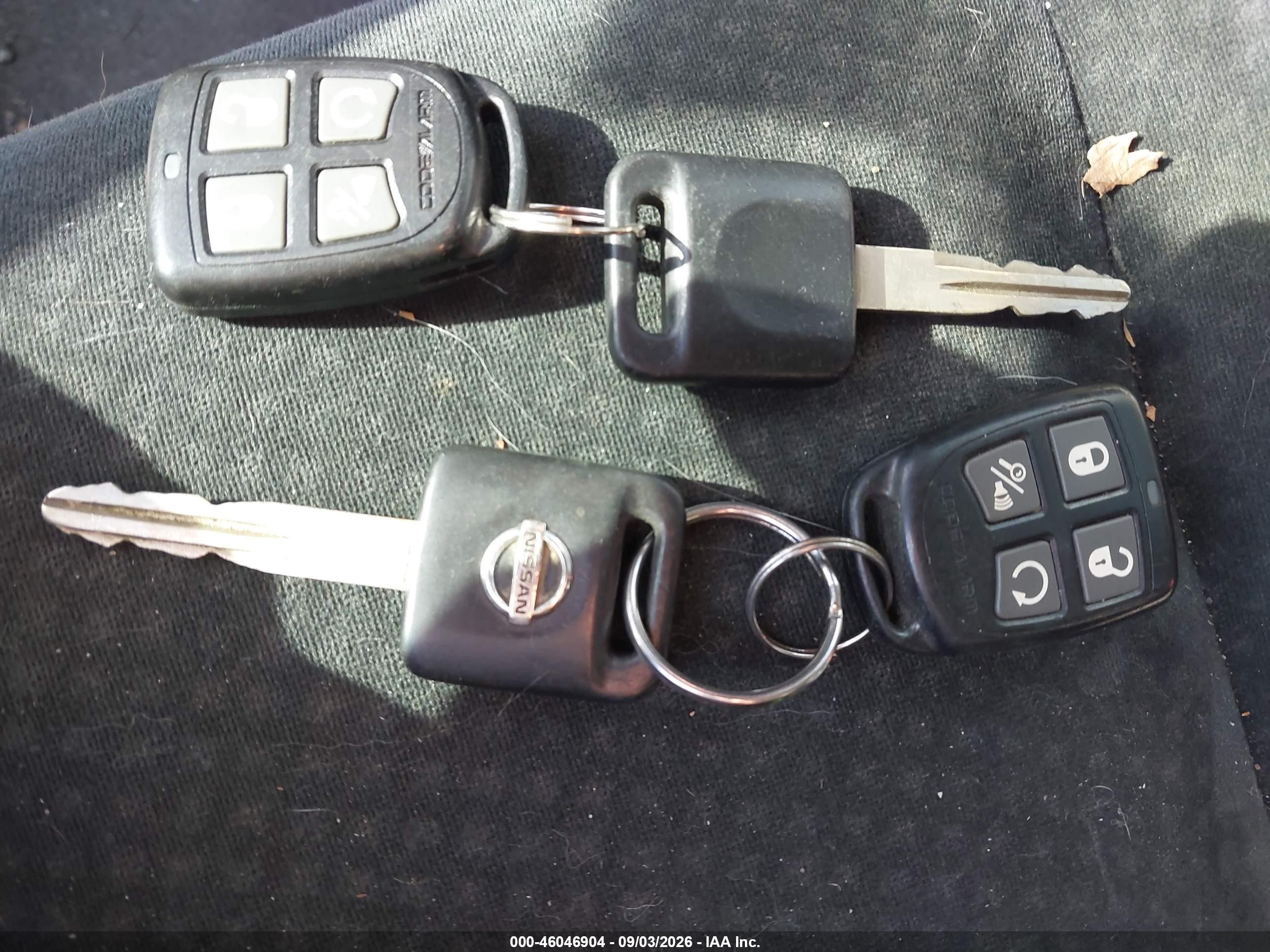 2011 Nissan Versa 1.8s Синий vin: 3N1BC1CP2BL421984