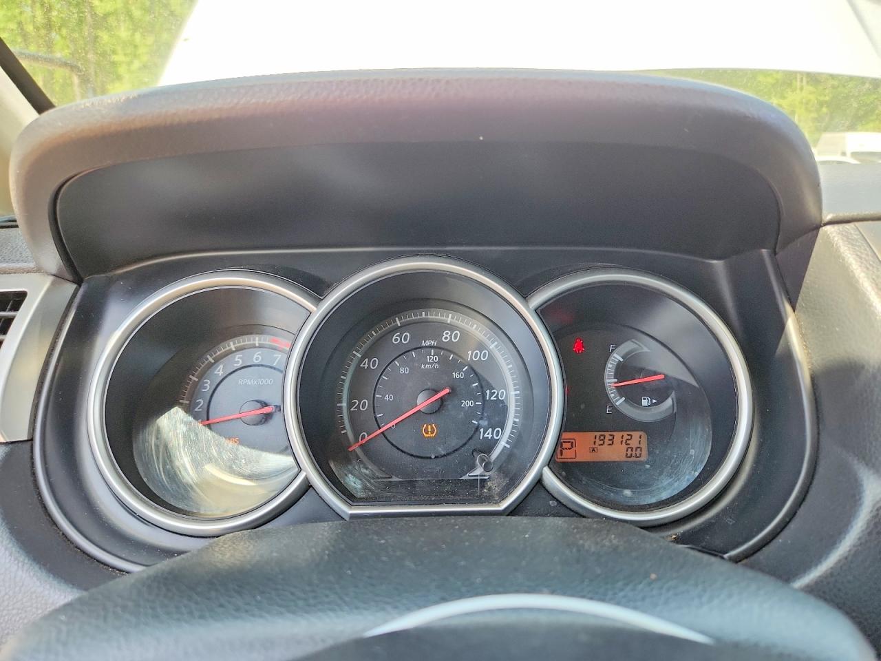 2011 Nissan Versa 1.8 S Gray vin: 3N1BC1CP2BL456542