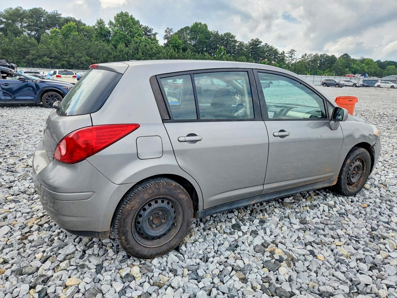2011 Nissan Versa Серый vin: 3N1BC1CP2BL464592