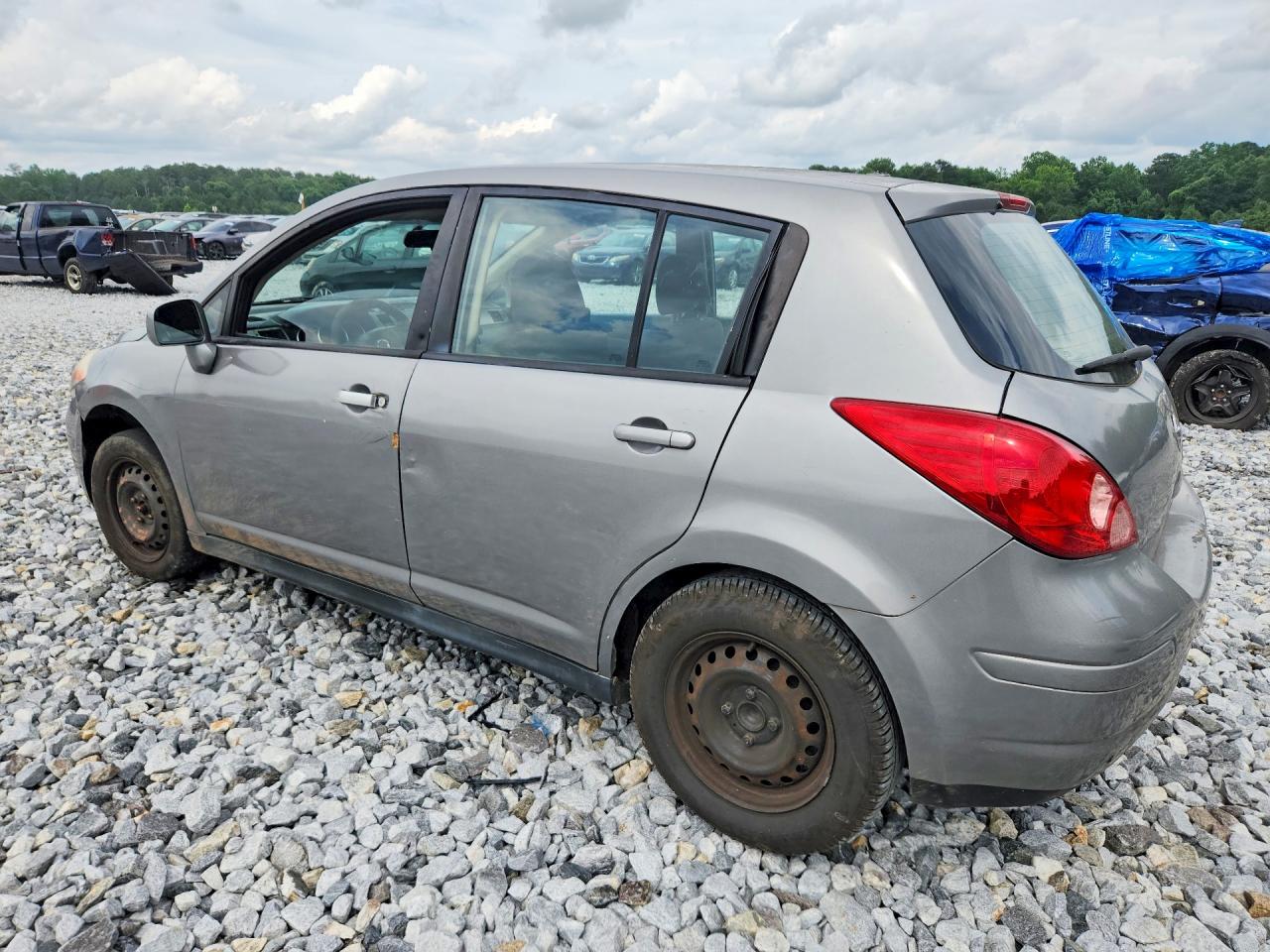 2011 Nissan Versa Серый vin: 3N1BC1CP2BL464592