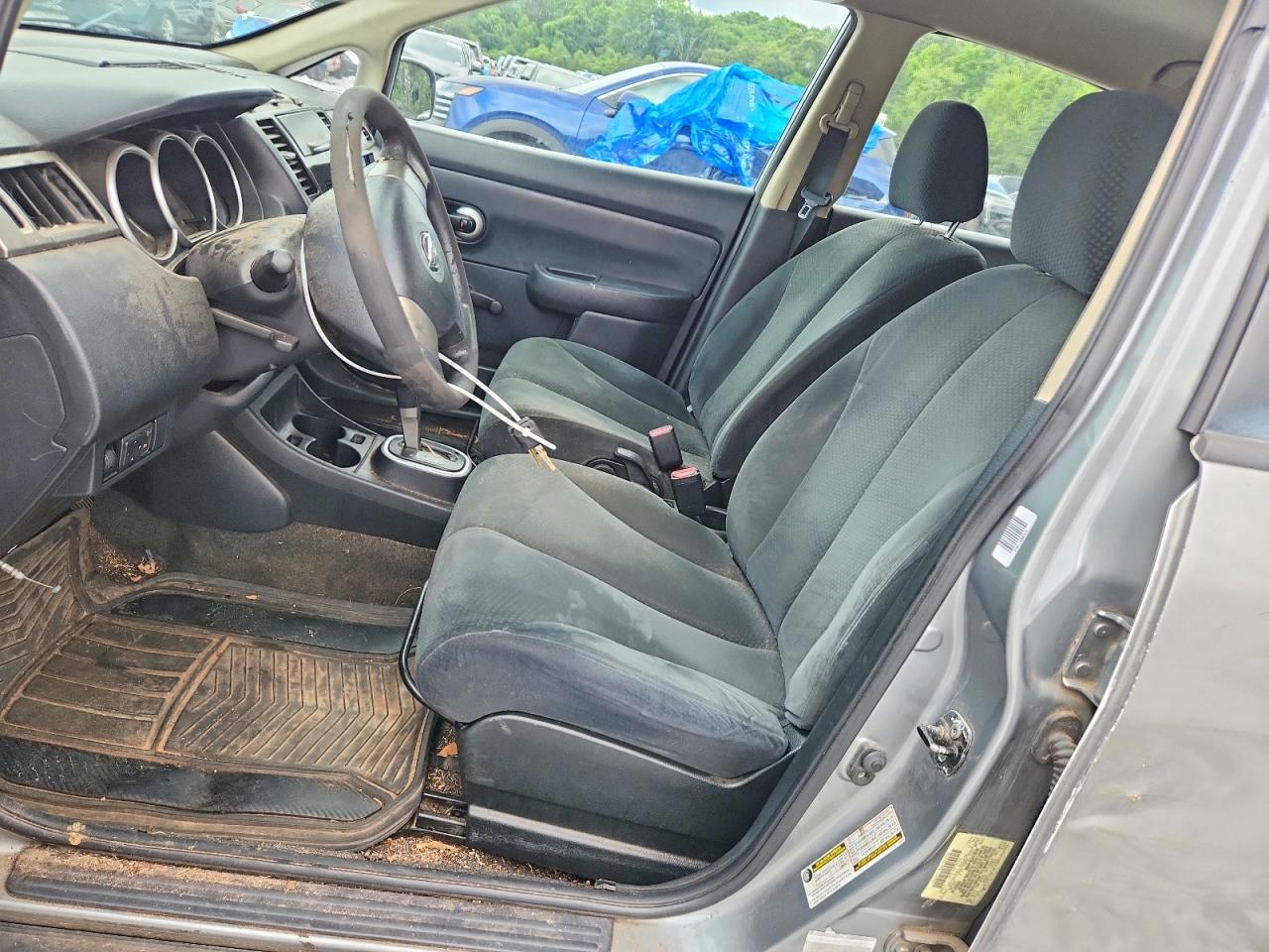 2011 Nissan Versa Серый vin: 3N1BC1CP2BL464592