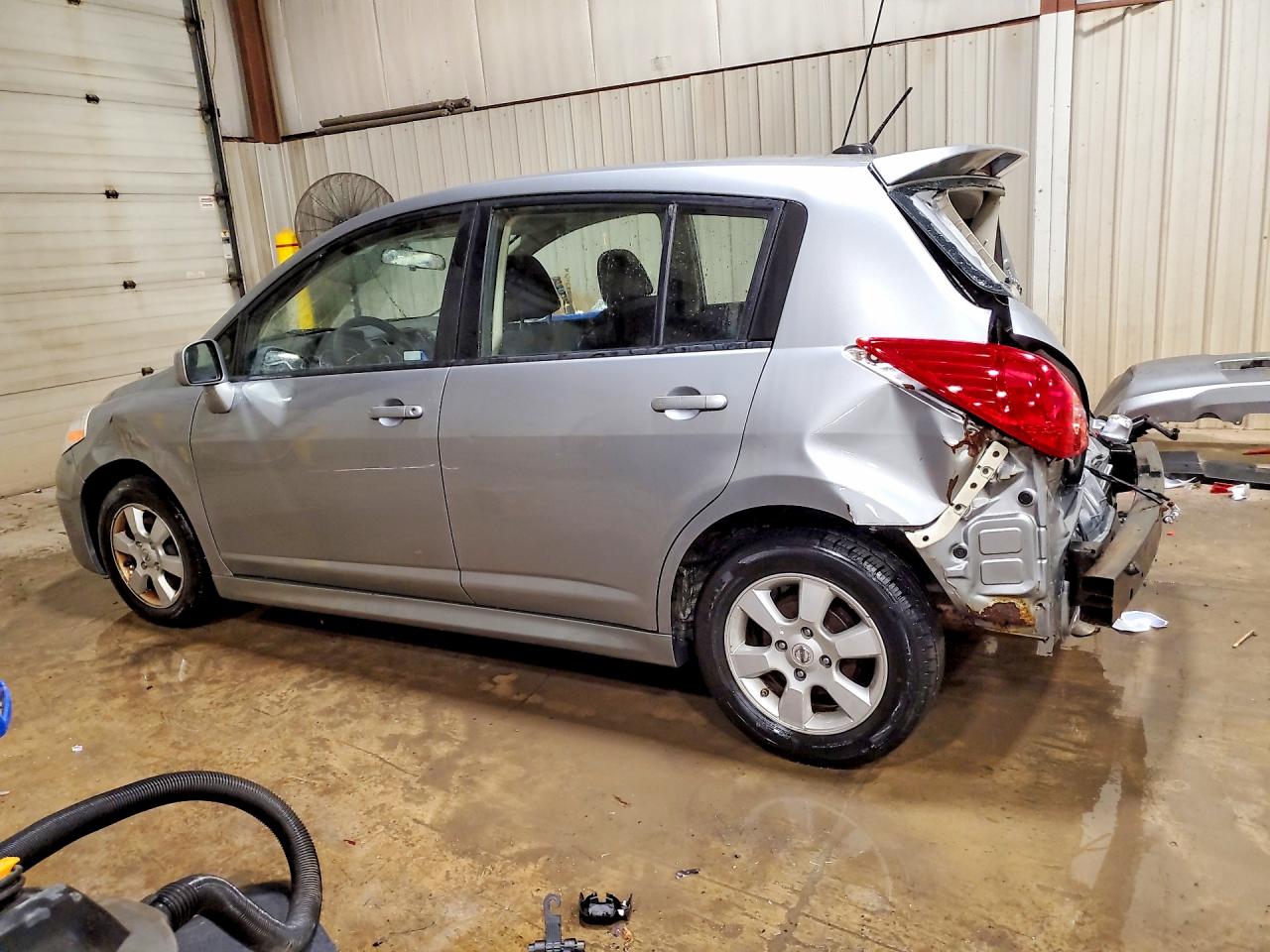 2011 Nissan Versa 1.8 S Gray vin: 3N1BC1CP2BL496975