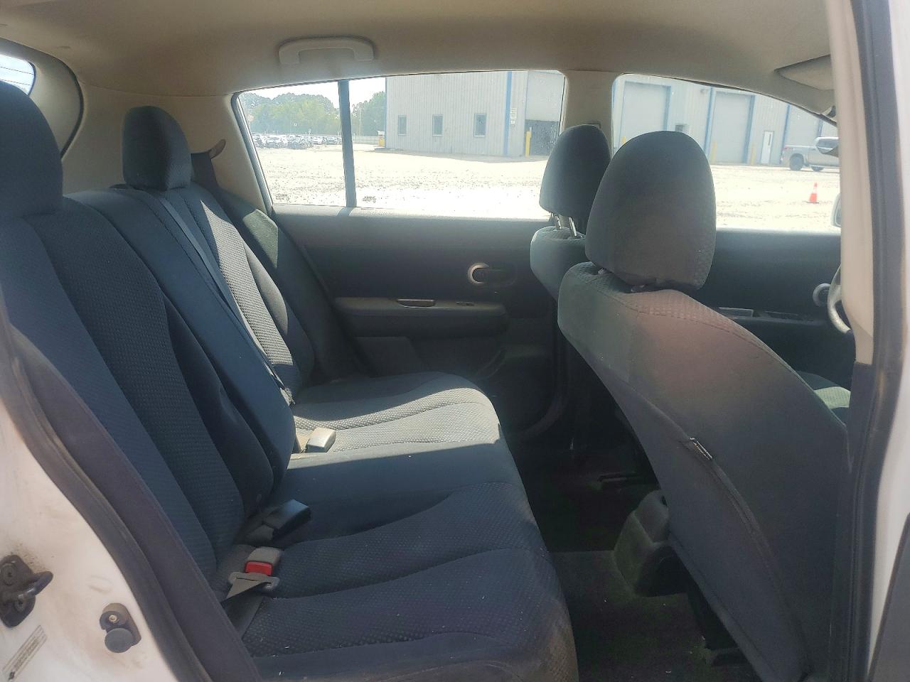 2012 Nissan Versa 1.8 S Белый vin: 3N1BC1CP2CK285587