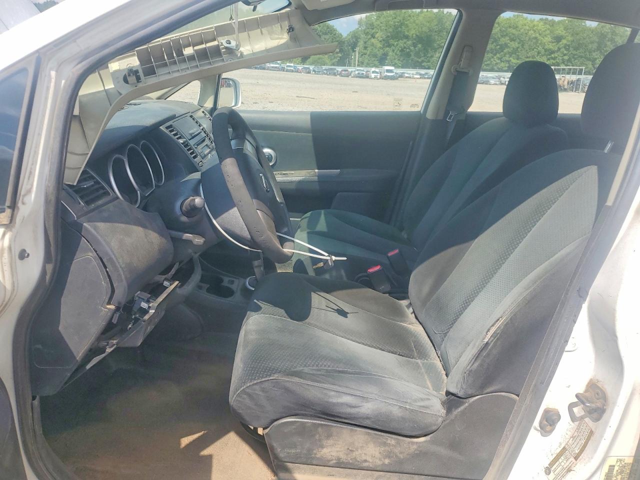 2012 Nissan Versa 1.8 S Белый vin: 3N1BC1CP2CK285587