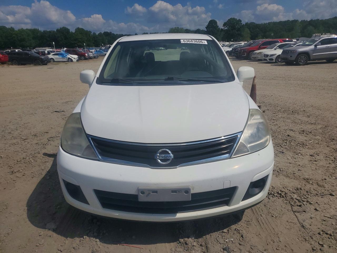 2012 Nissan Versa 1.8 S Белый vin: 3N1BC1CP2CK285587