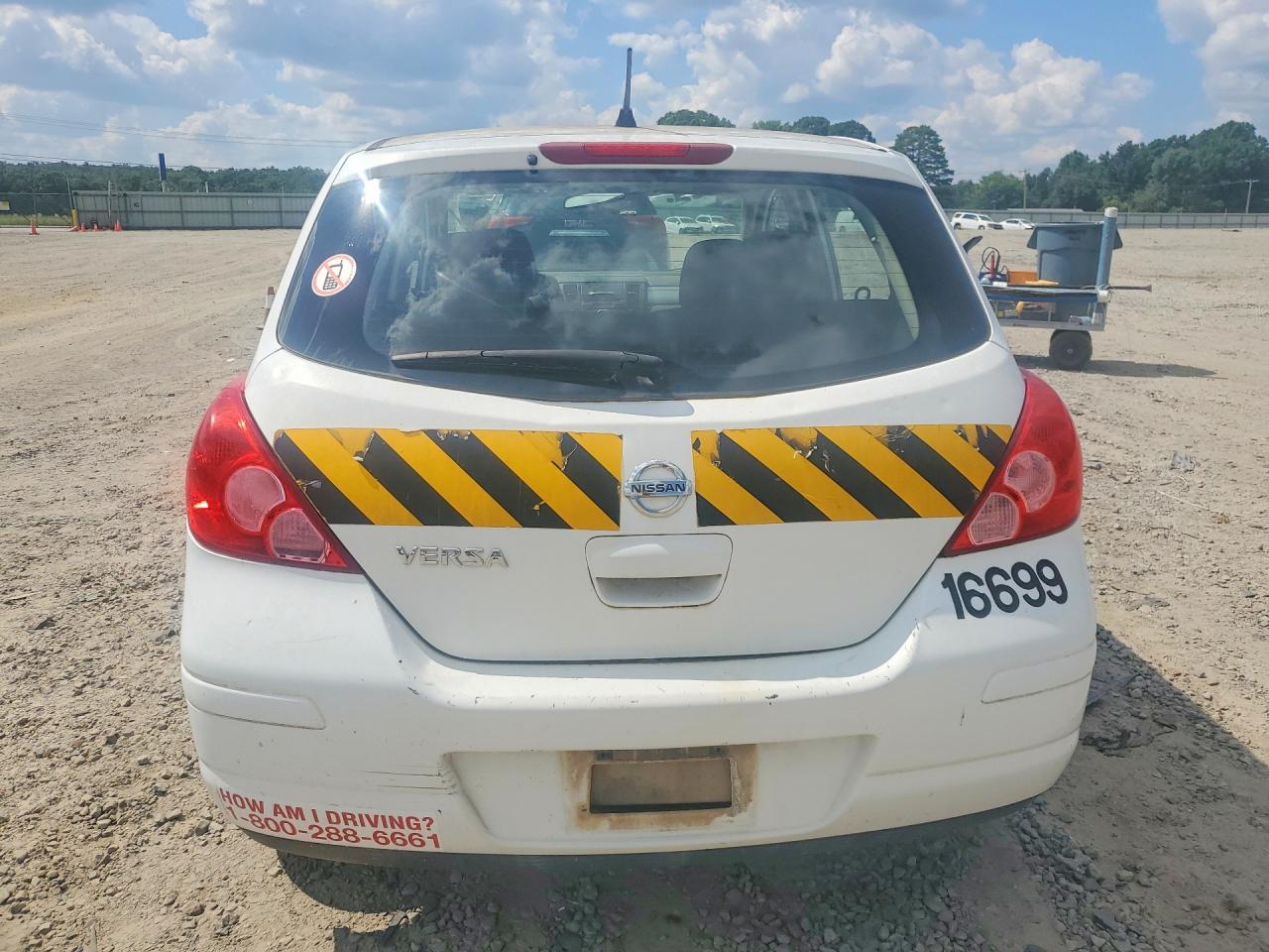 2012 Nissan Versa 1.8 S Белый vin: 3N1BC1CP2CK285587