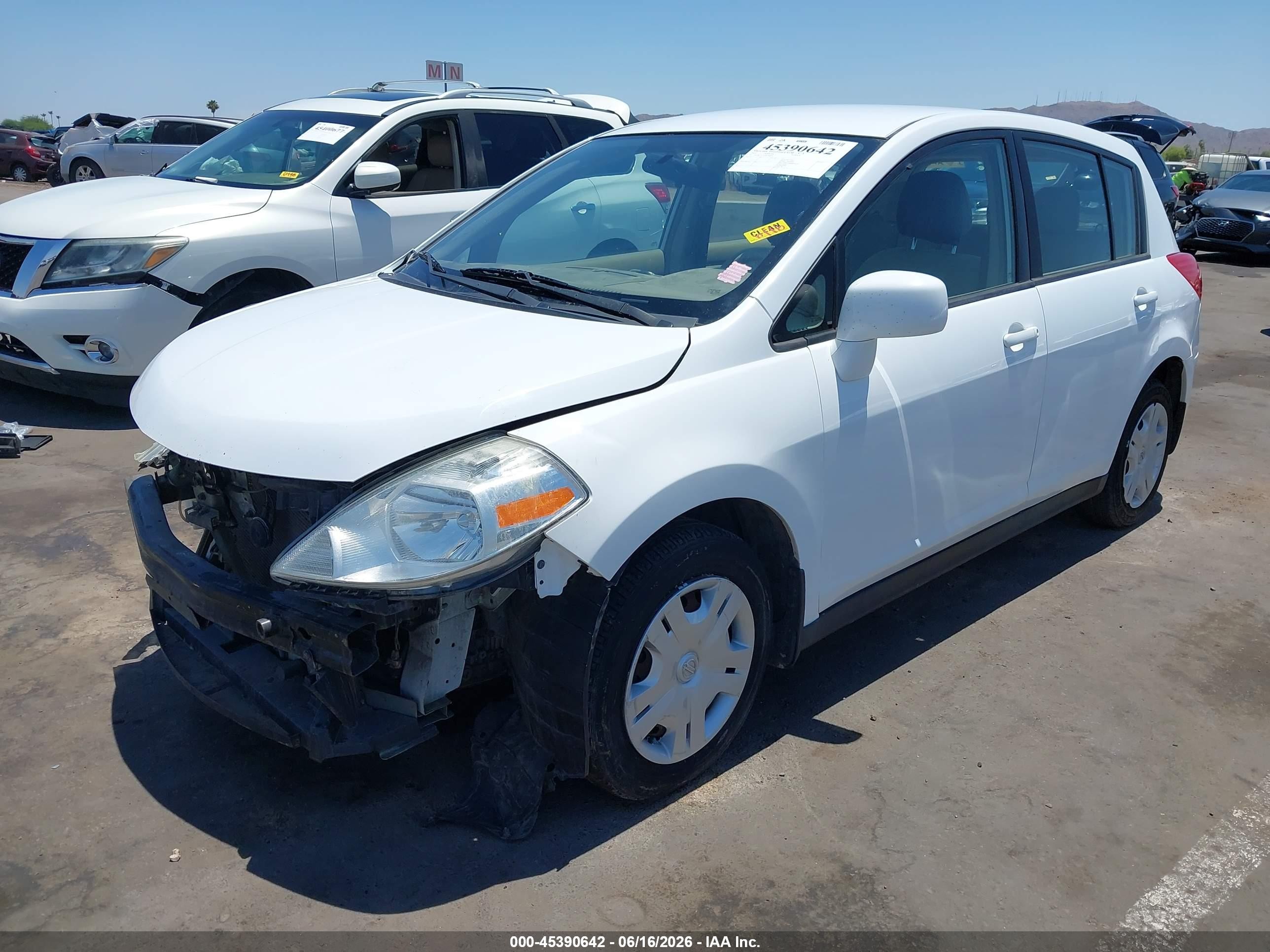 2012 Nissan Versa 1.8 S White vin: 3N1BC1CP2CK298209
