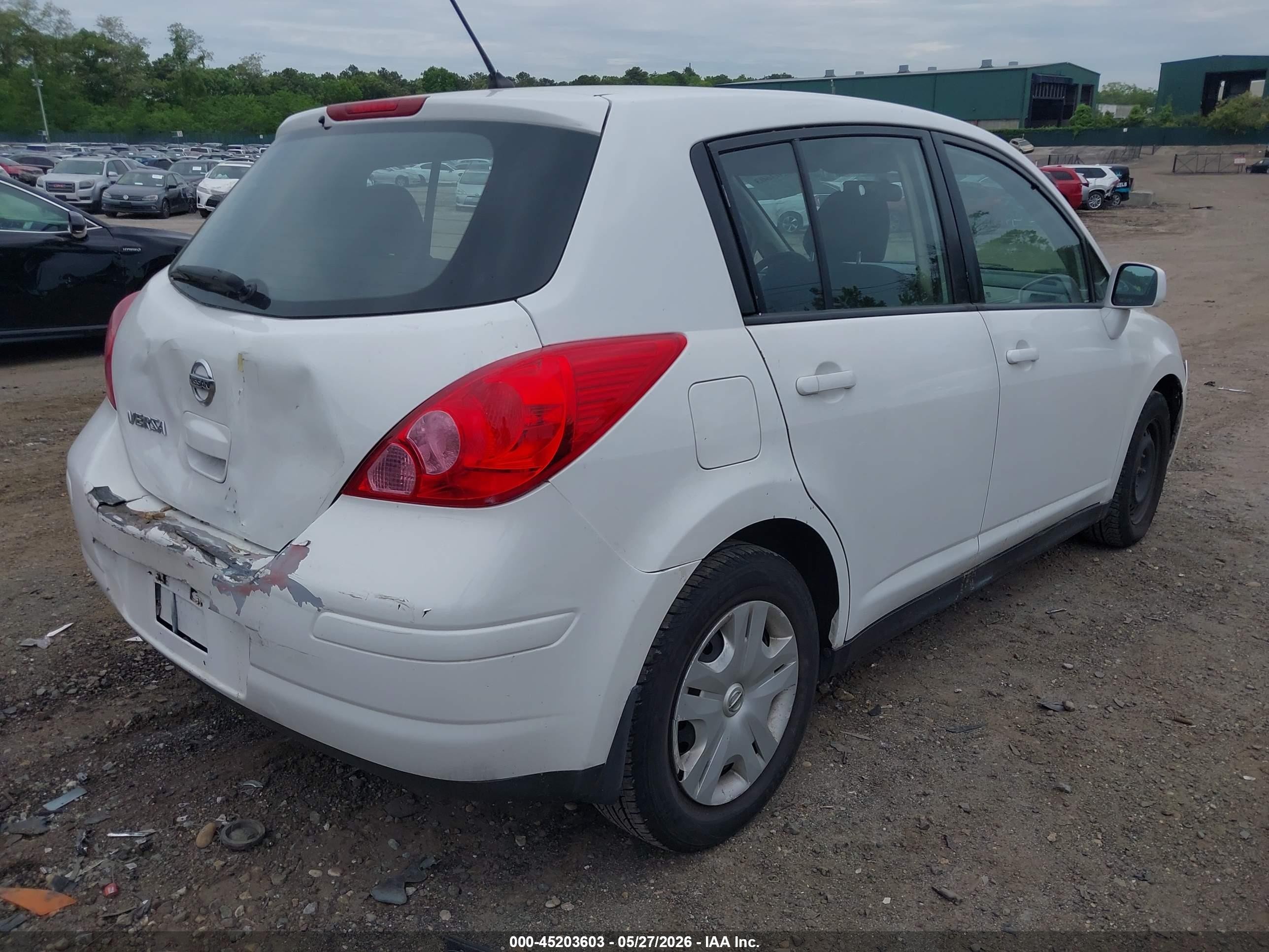 2012 Nissan Versa 1.8 S White vin: 3N1BC1CP2CK805903