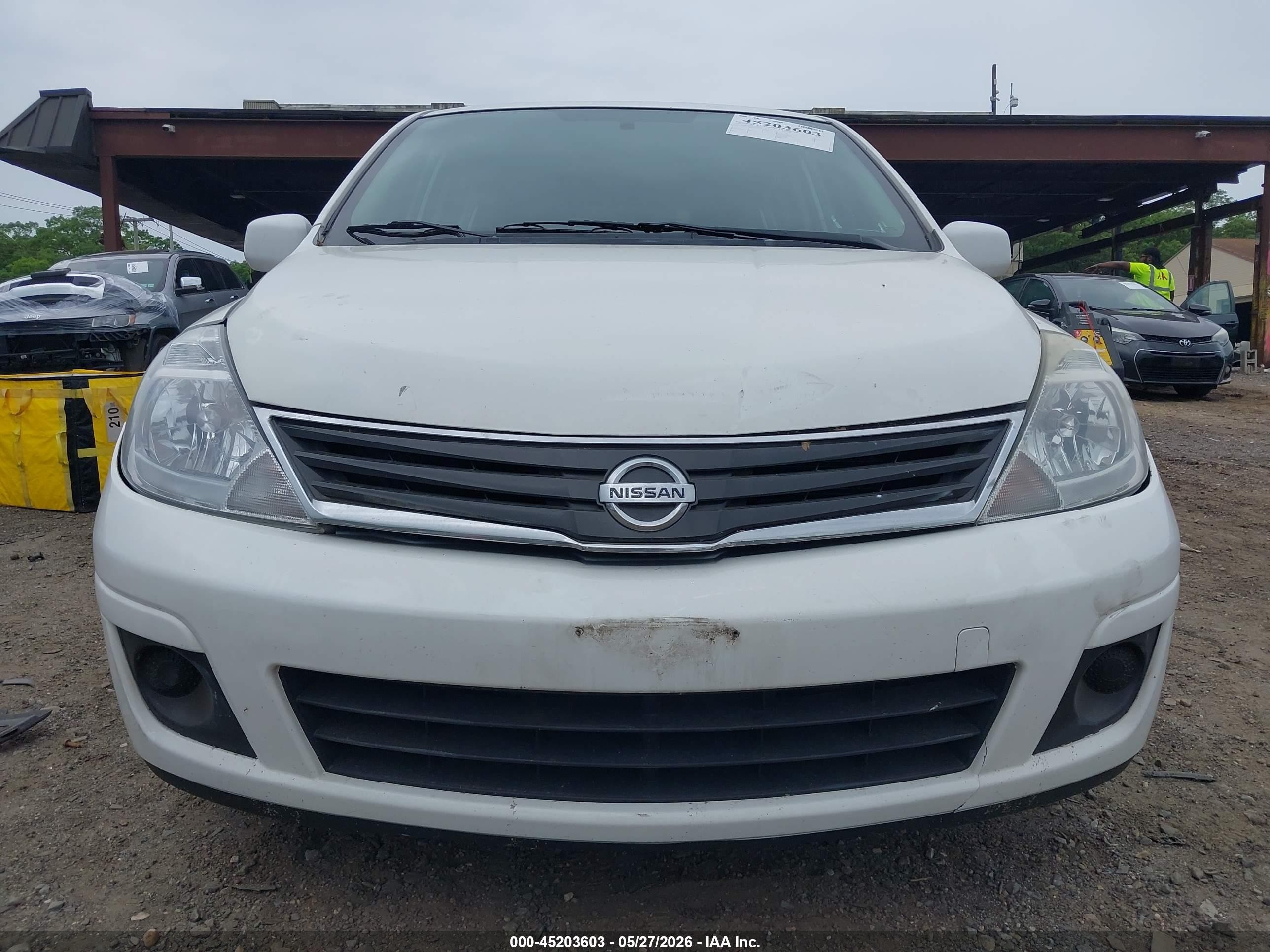2012 Nissan Versa 1.8 S White vin: 3N1BC1CP2CK805903
