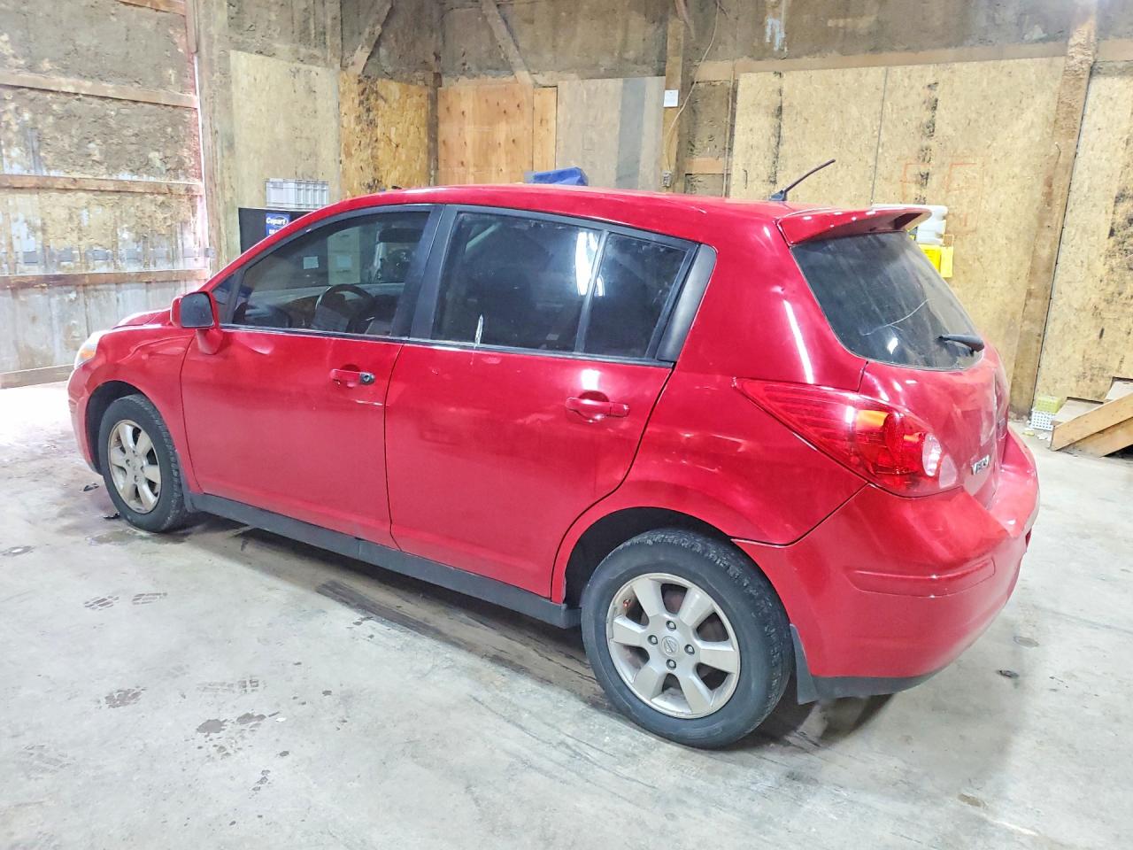 2012 Nissan Versa 1.8 S Red vin: 3N1BC1CP2CK808719