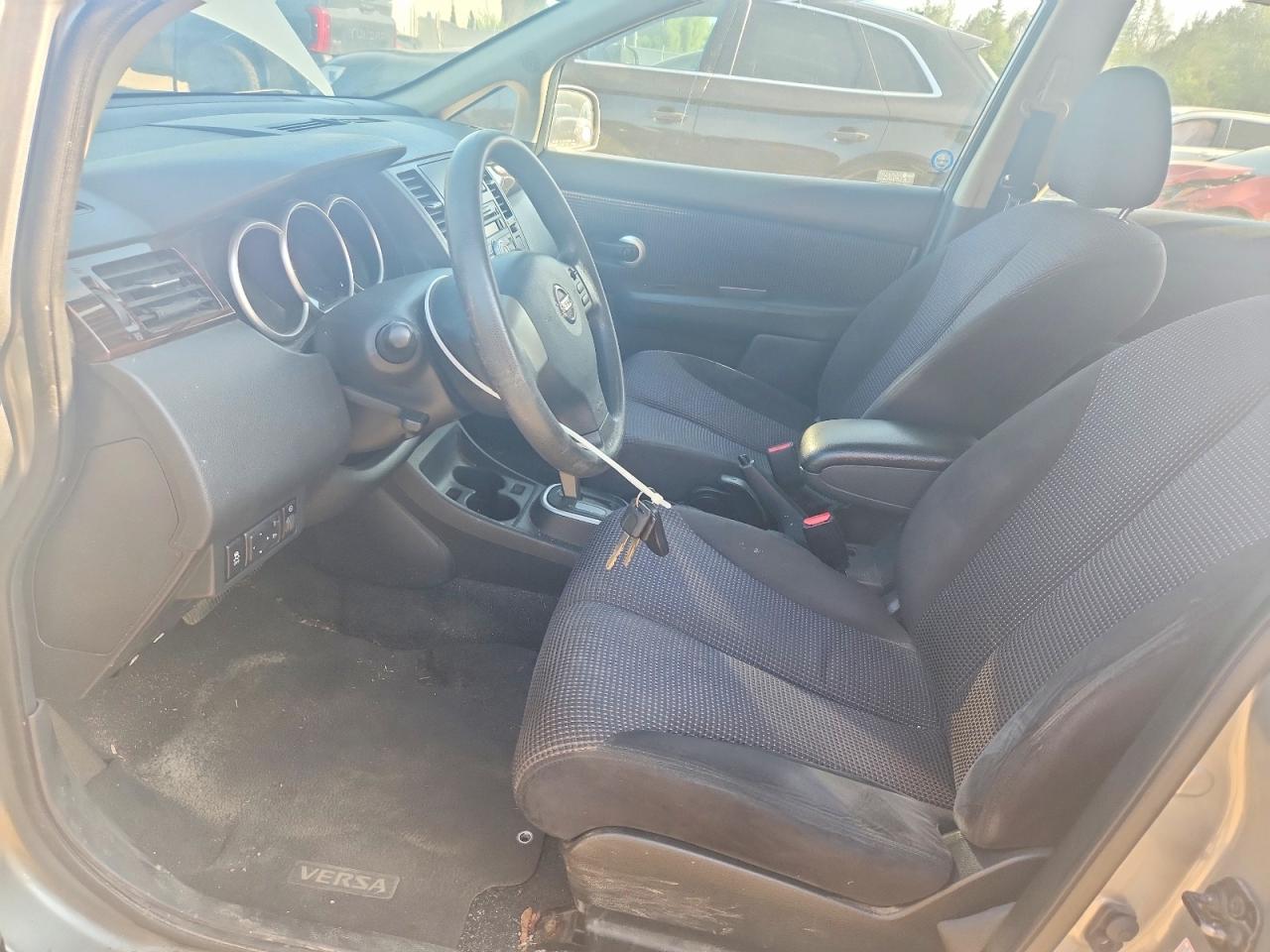 2012 Nissan Versa 1.8 S Silver vin: 3N1BC1CP2CK813614