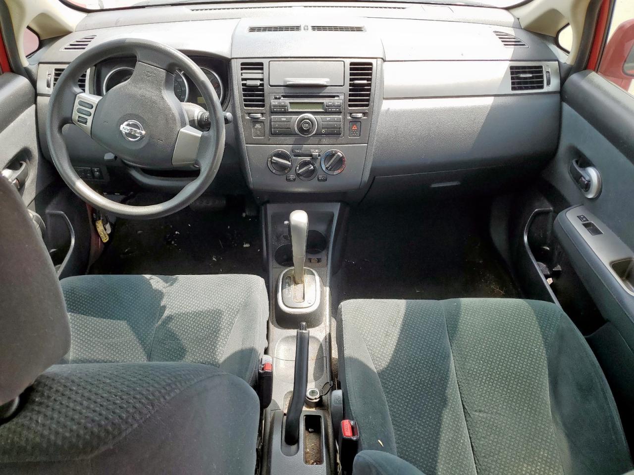 2012 Nissan Versa 1.8 S Red vin: 3N1BC1CP2CL372660