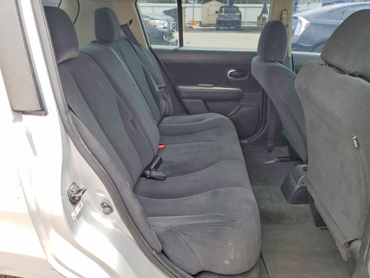 2012 Nissan Versa S/sl Silver vin: 3N1BC1CP2CL373906