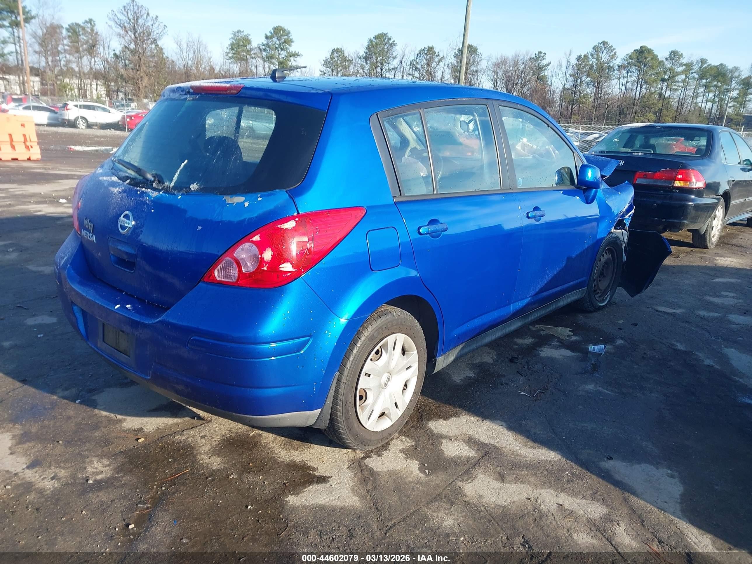 2010 Nissan Versa 1.8s Blue vin: 3N1BC1CP3AL366671