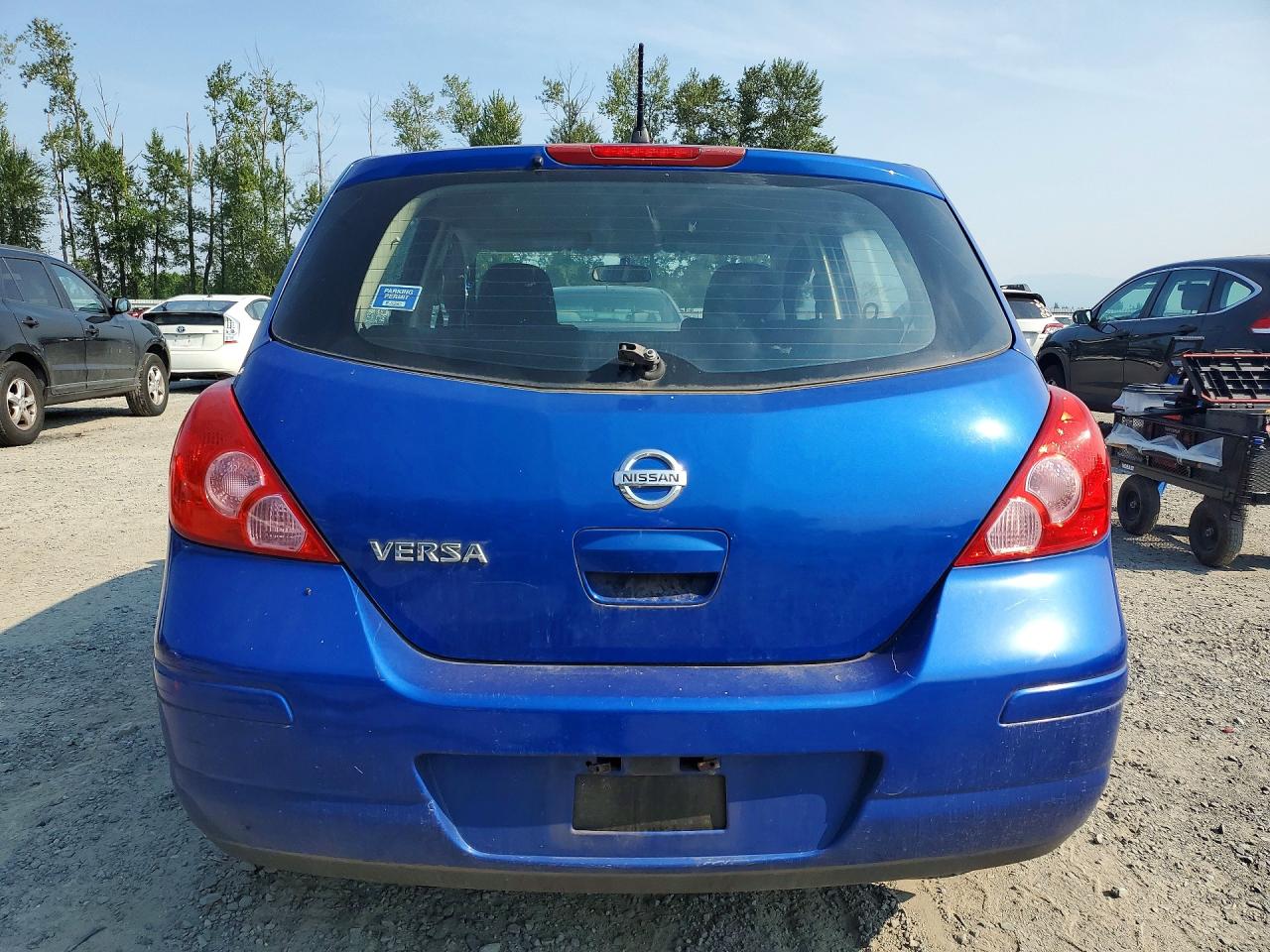 2010 Nissan Versa 1.8 S Синий vin: 3N1BC1CP3AL374026