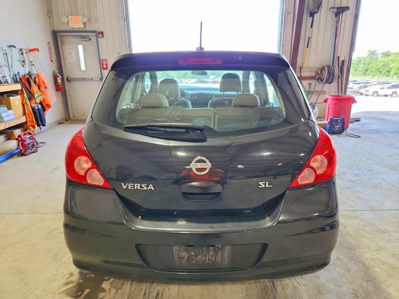 2010 Nissan Versa 1.8 S Black vin: 3N1BC1CP3AL422706