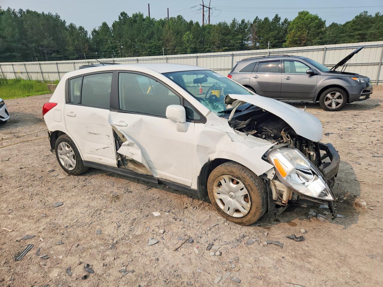 2011 Nissan Versa 1.8 S White vin: 3N1BC1CP3BL362301
