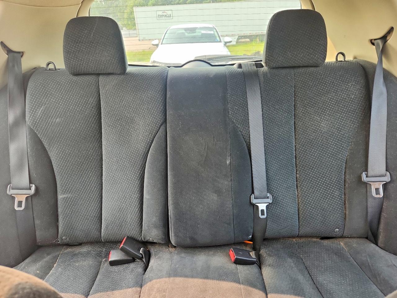 2011 Nissan Versa 1.8 S White vin: 3N1BC1CP3BL362301