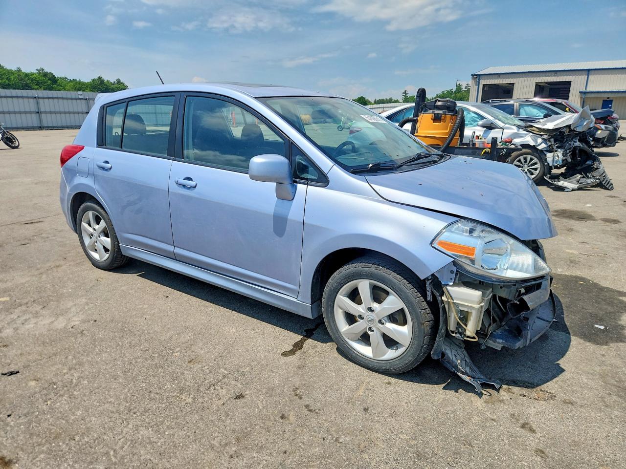 2011 Nissan Versa 1.8 S Blue vin: 3N1BC1CP3BL376098