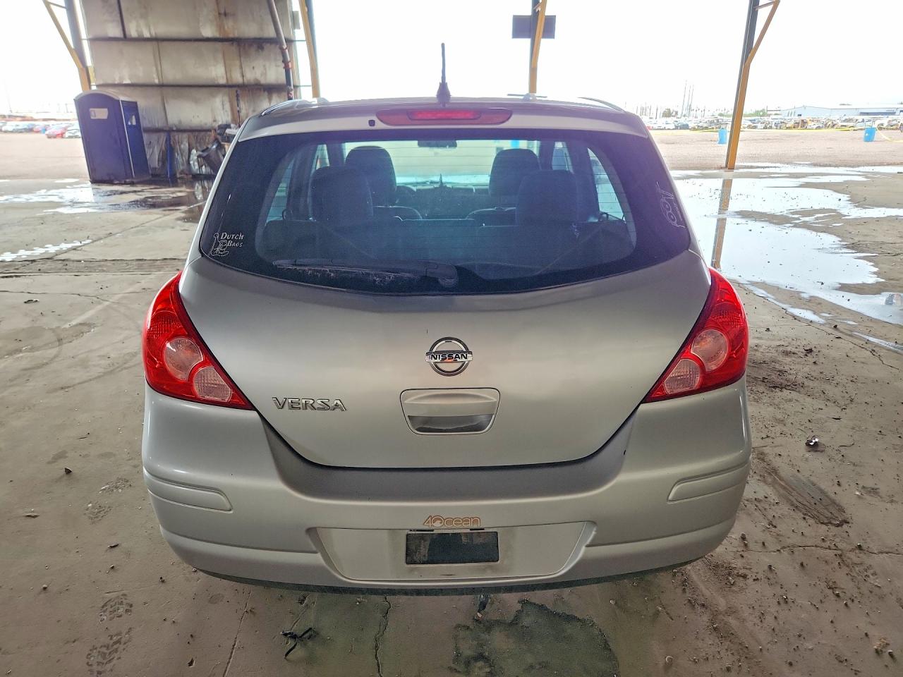 2011 Nissan Versa 1.8 S Silver vin: 3N1BC1CP3BL458509